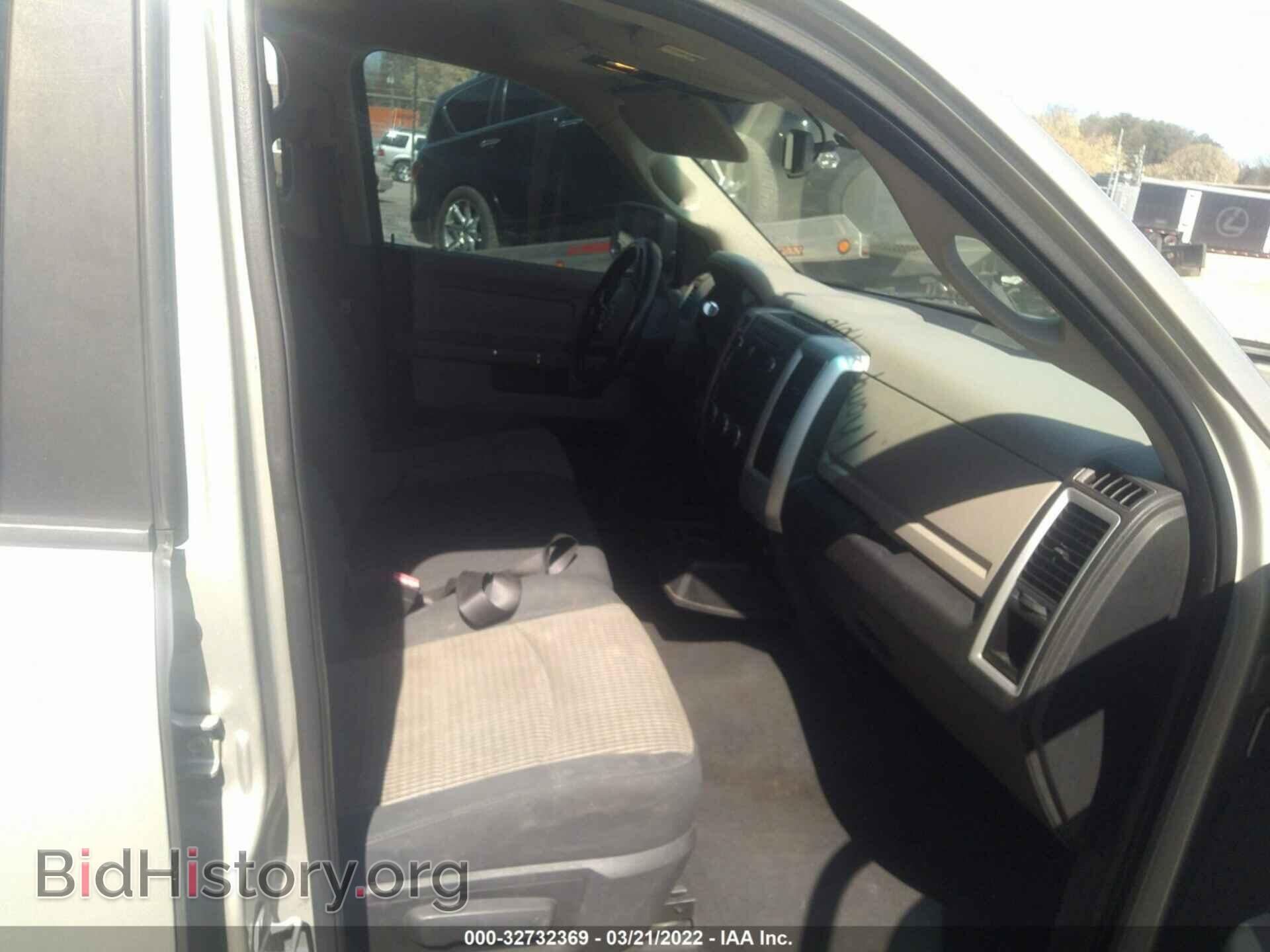 2010 DODGE RAM 1500 - VIN: 1D7RB1GT8AS245471 - Фото 5