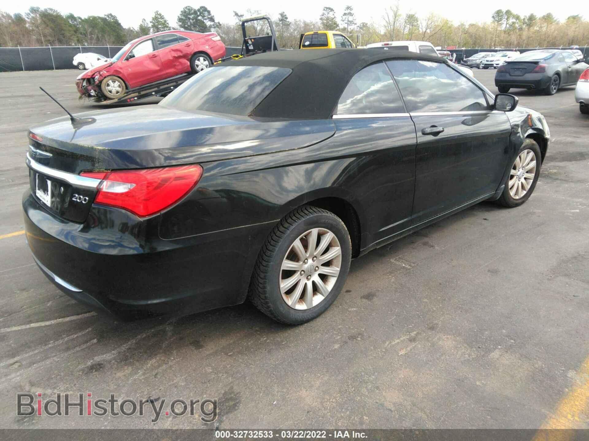 2011 CHRYSLER 200 - VIN: 1C3BC2EB4BN542797 - Фото 4