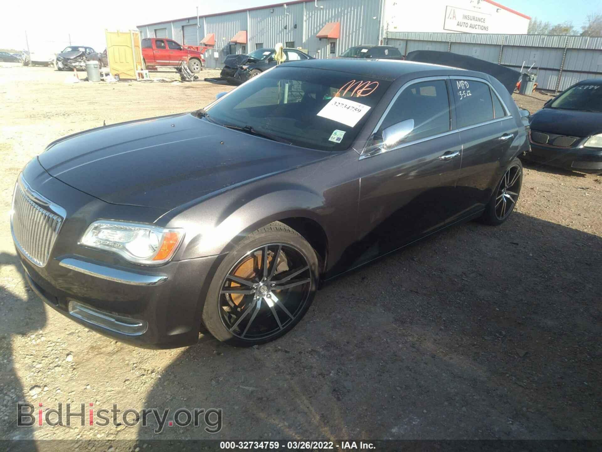 2013 CHRYSLER 300 - VIN: 2C3CCAAG6DH698786 - Фото 2