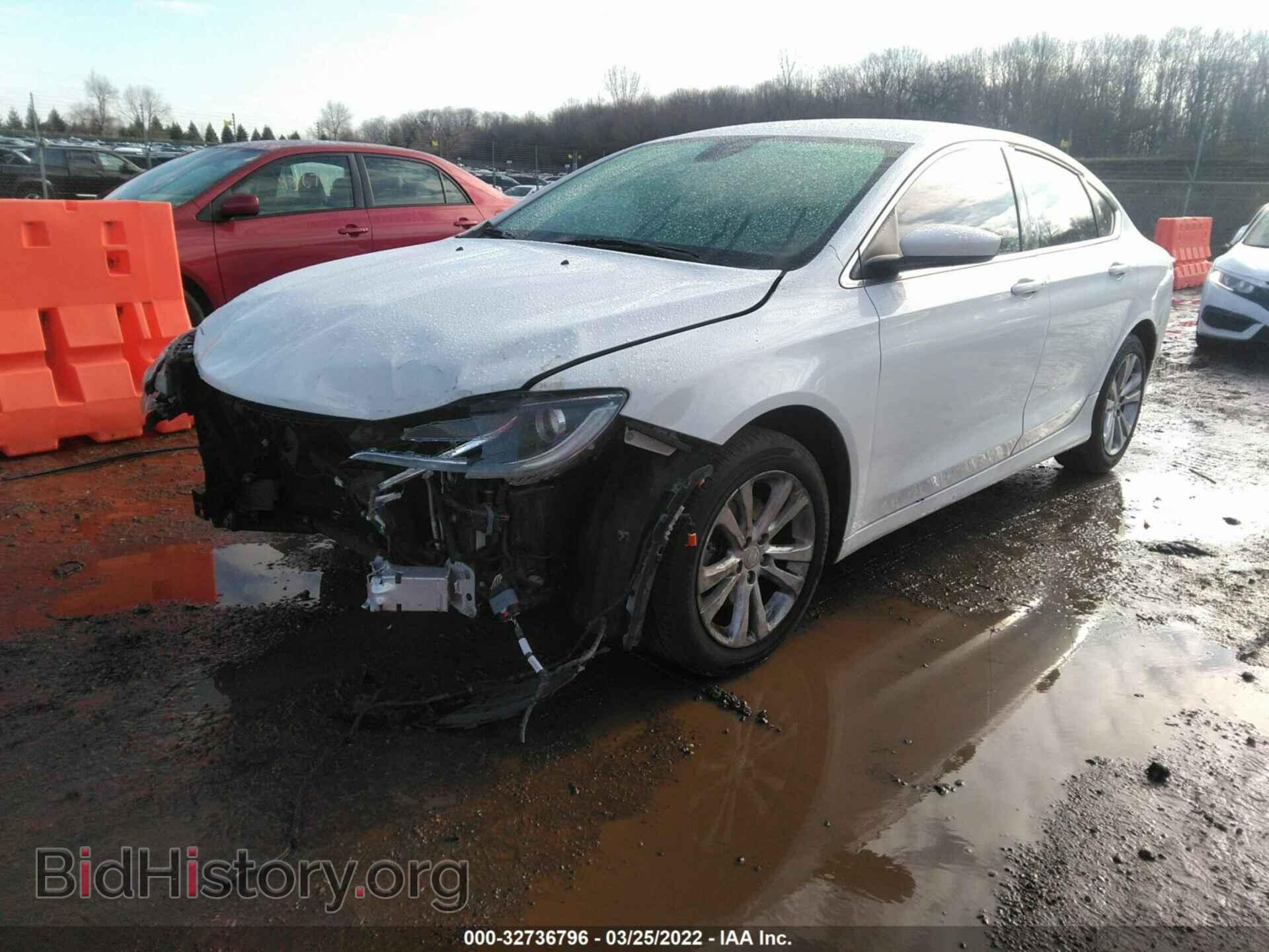 2015 CHRYSLER 200 - VIN: 1C3CCCAB1FN757964 - Фото 2