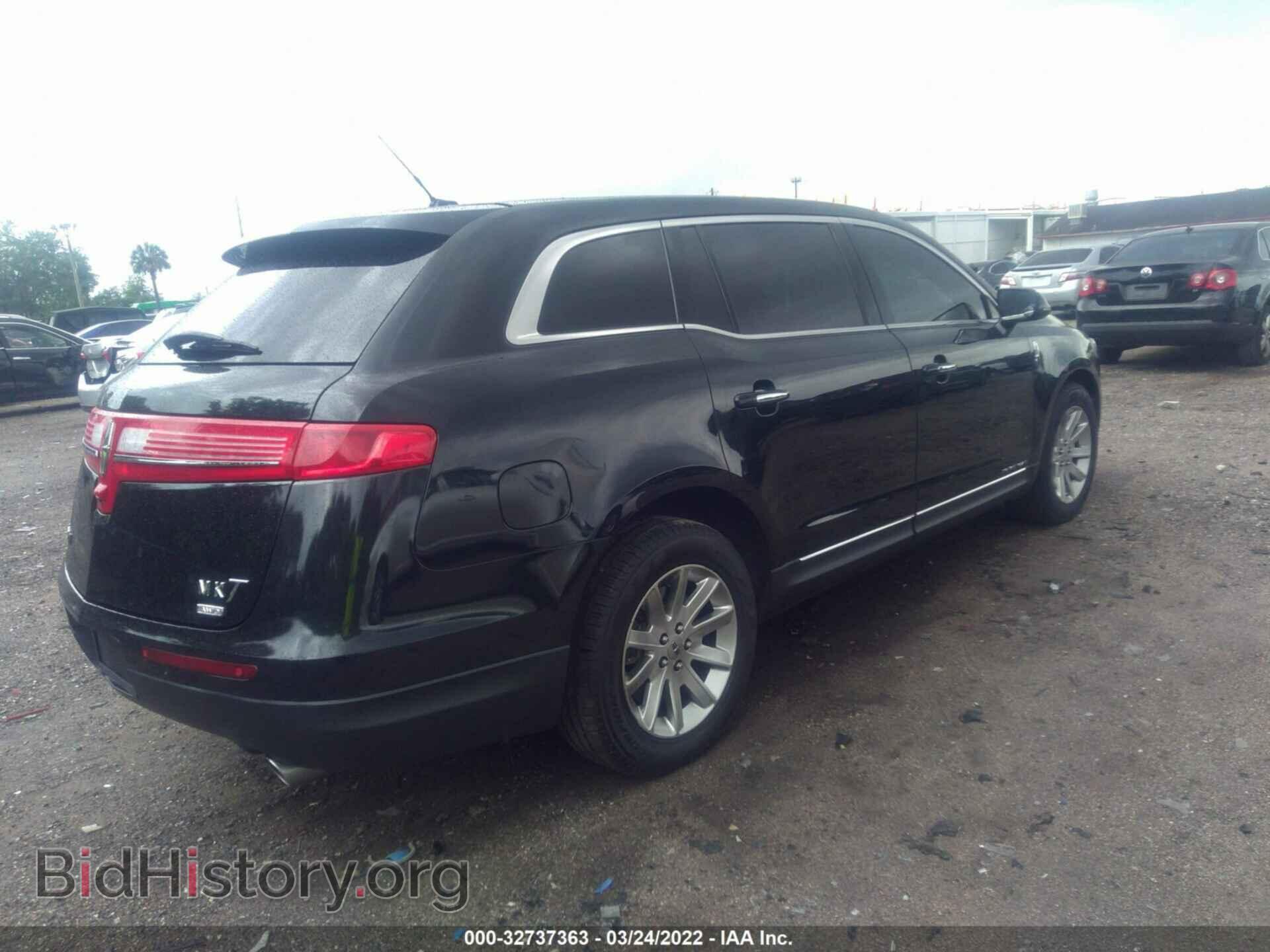 2013 LINCOLN MKT - VIN: 2LMHJ5NK2DBL51181 - Photo 4