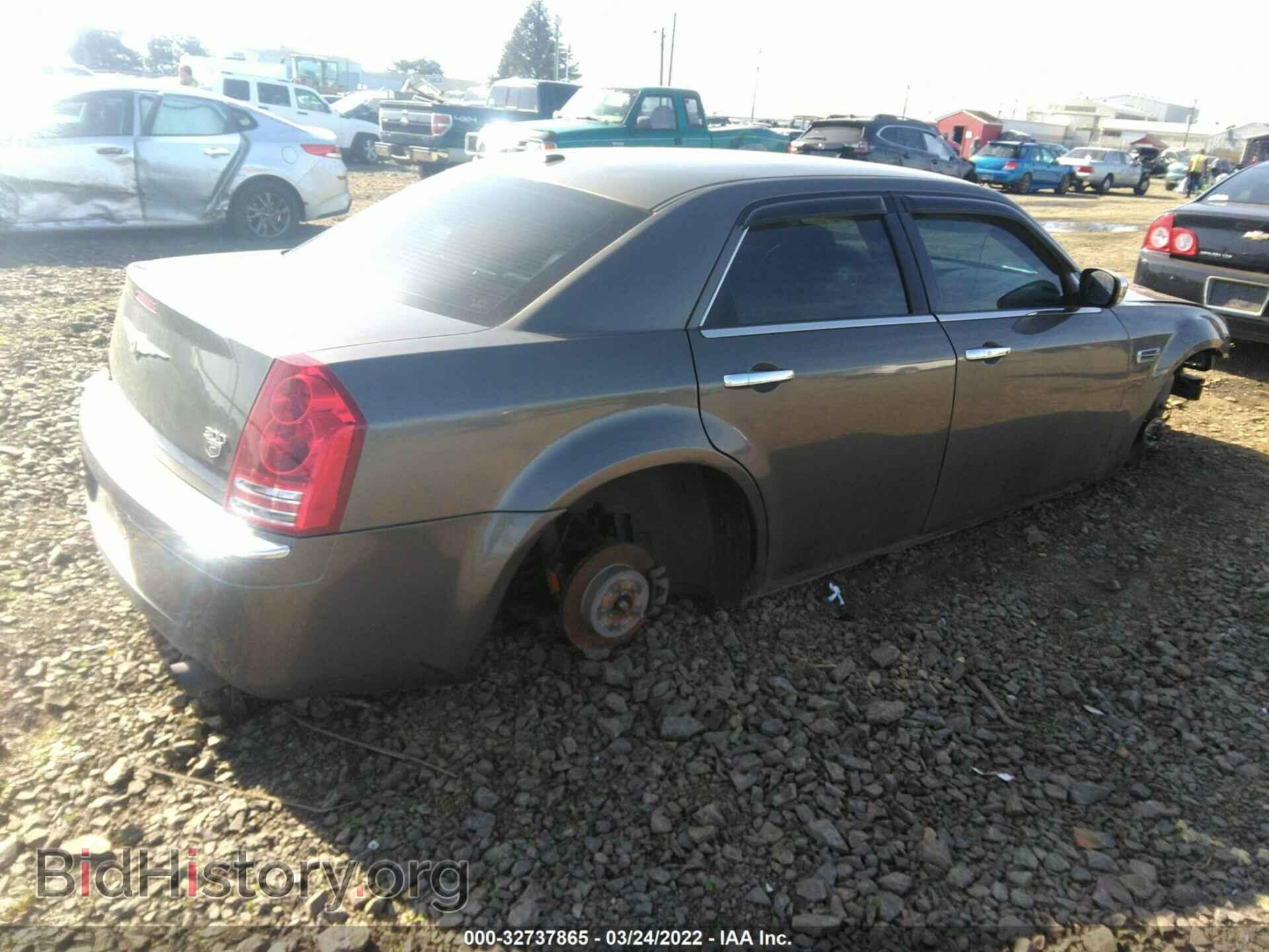 2010 CHRYSLER 300 - VIN: 2C3CA6CT6AH145113 - Фото 4