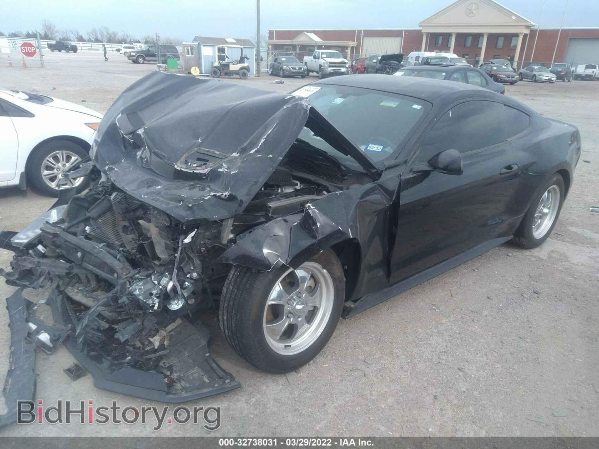 2018 FORD MUSTANG - VIN: 1FA6P8TH9J5137826 - Фото 2