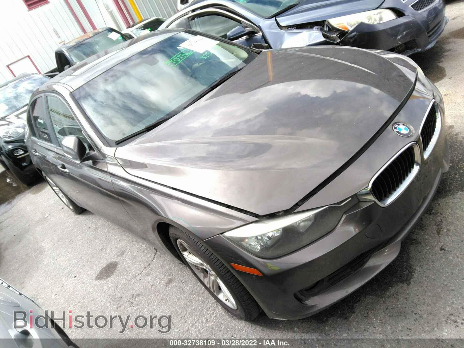 Photo WBA3A5C51DF354060 - BMW 3 SERIES 2013