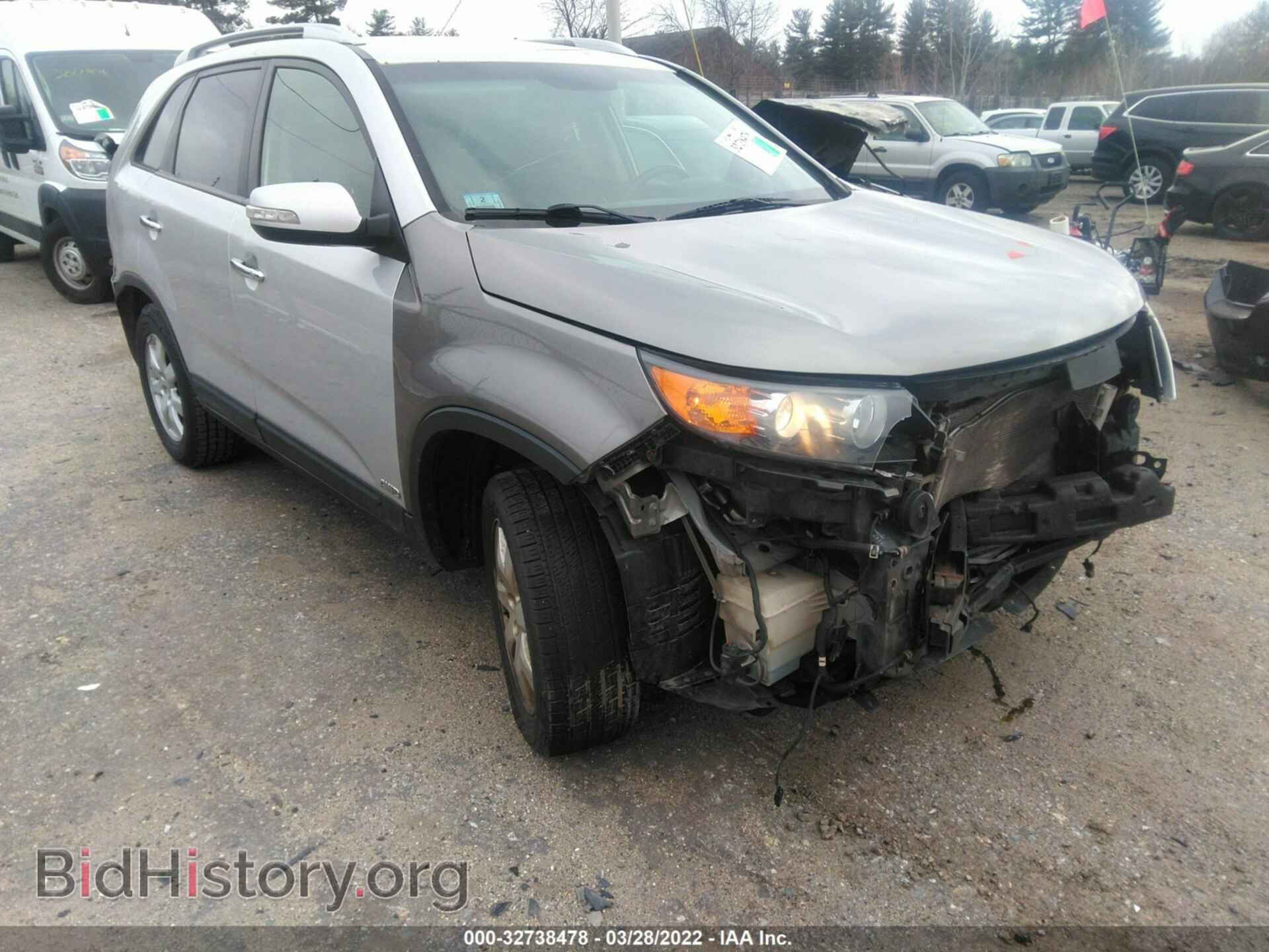 Photo 5XYKTDA60DG324706 - KIA SORENTO 2013