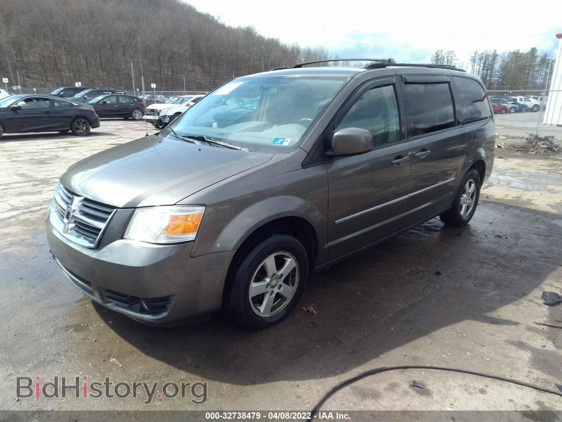 2010 DODGE GRAND CARAVAN - VIN: 2D4RN5D11AR238992 - Photo 2