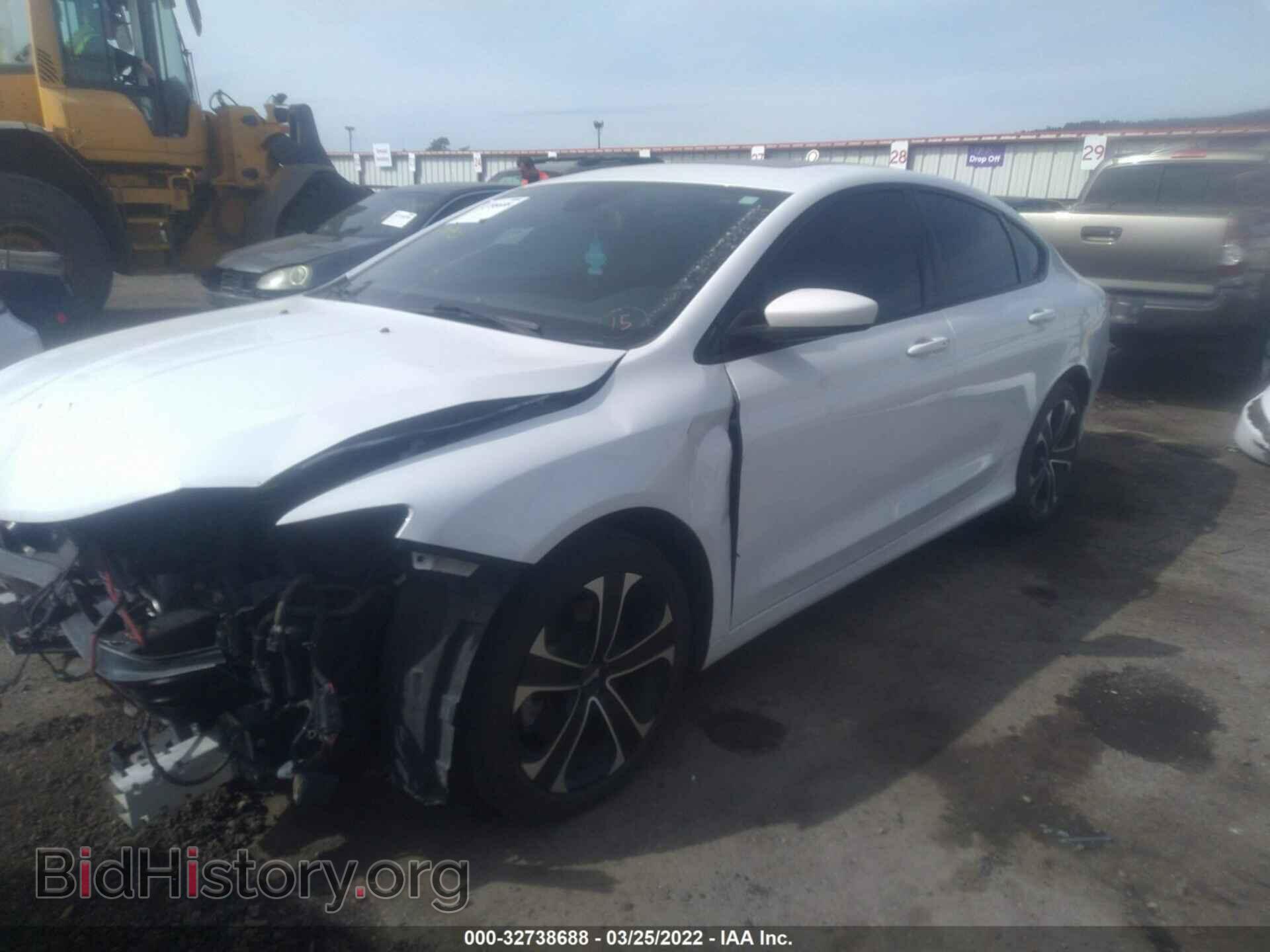 2015 CHRYSLER 200 - VIN: 1C3CCCDG9FN693938 - Фото 2