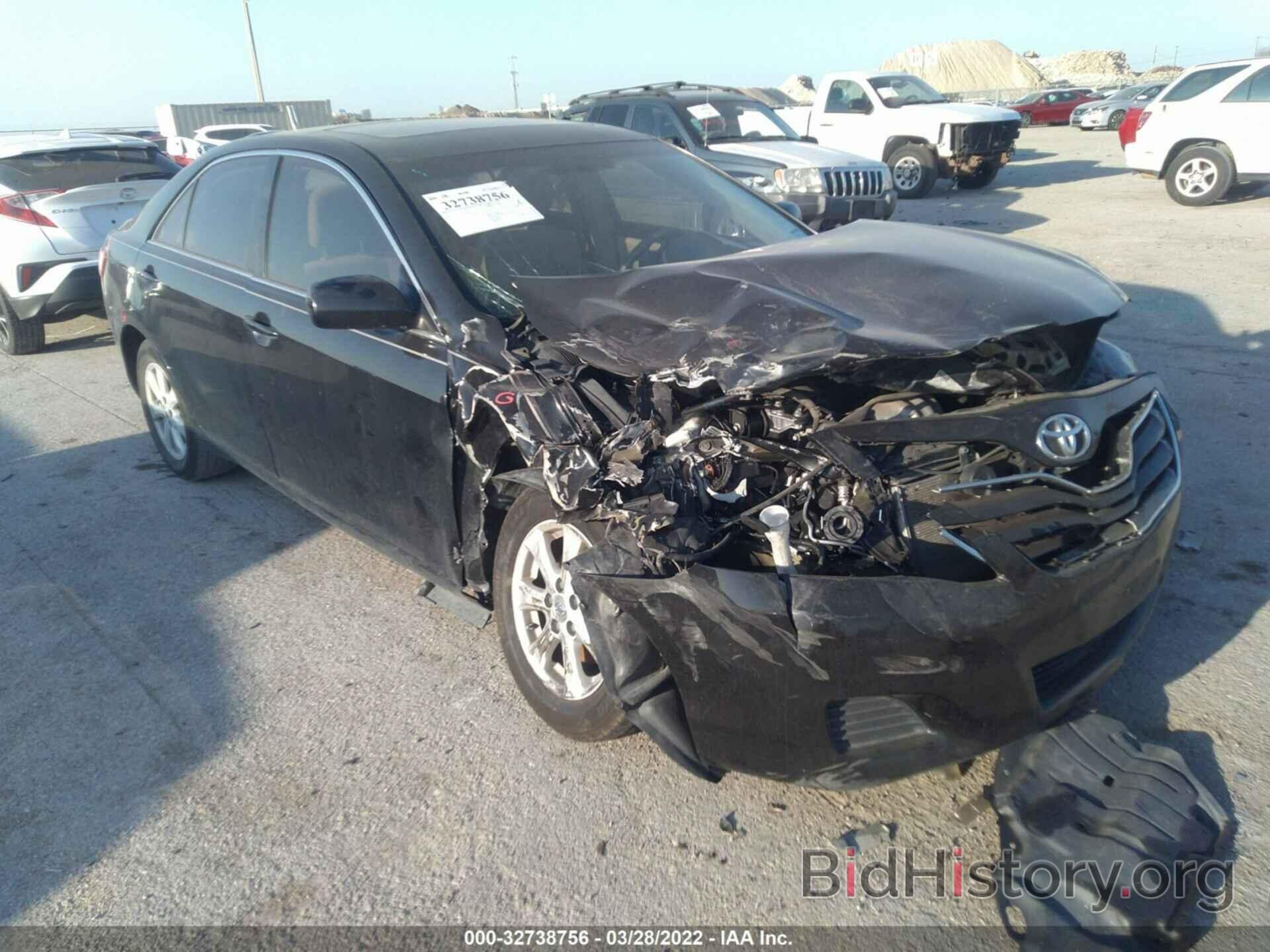 Photo 4T4BF3EK3AR069148 - TOYOTA CAMRY 2010