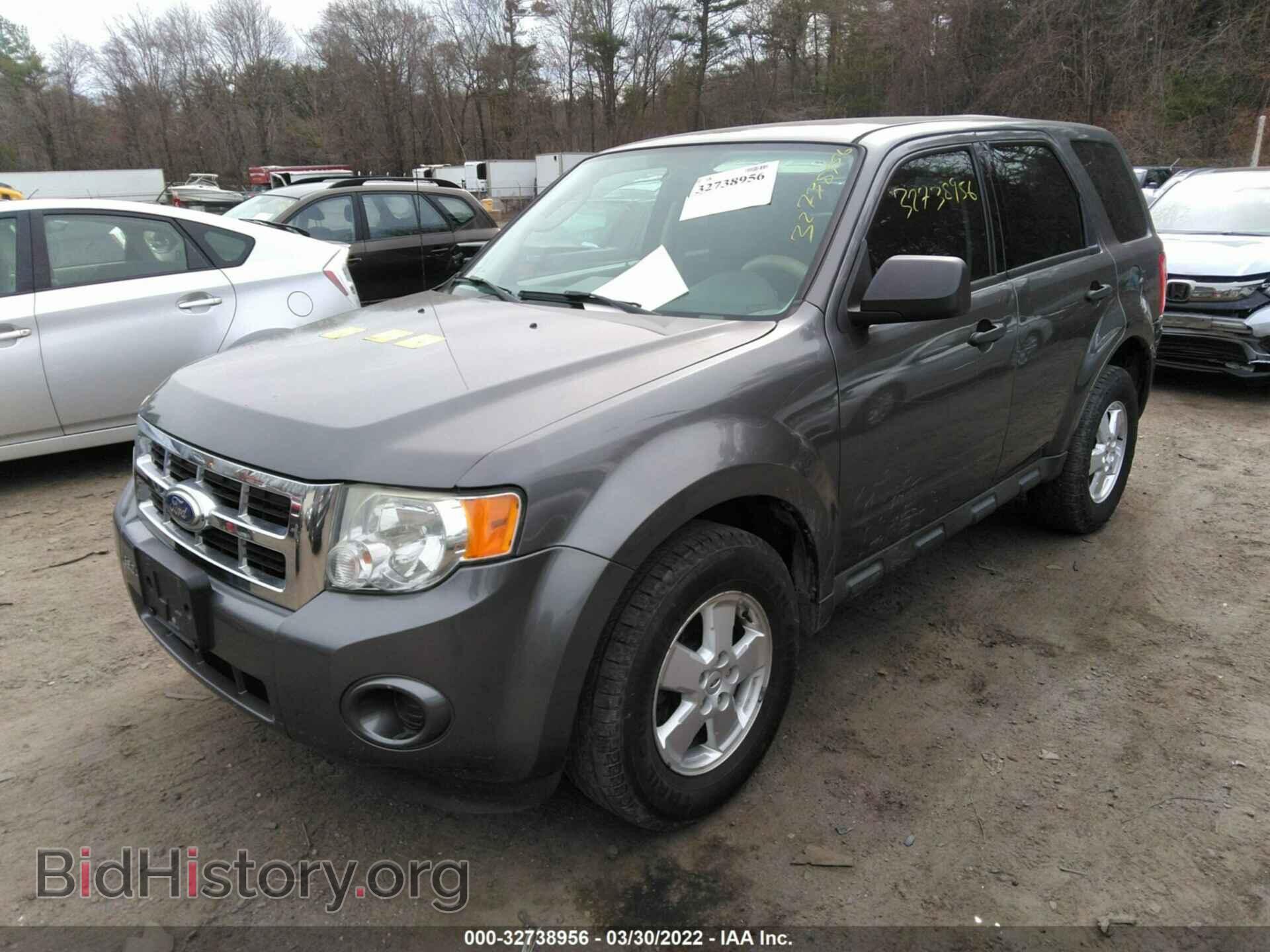 2011 FORD ESCAPE - VIN: 1FMCU9C75BKB78956 - Фото 2