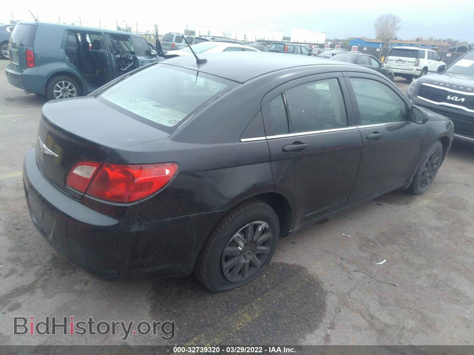 2010 CHRYSLER SEBRING - VIN: 1C3CC4FB7AN222631 - Фото 4