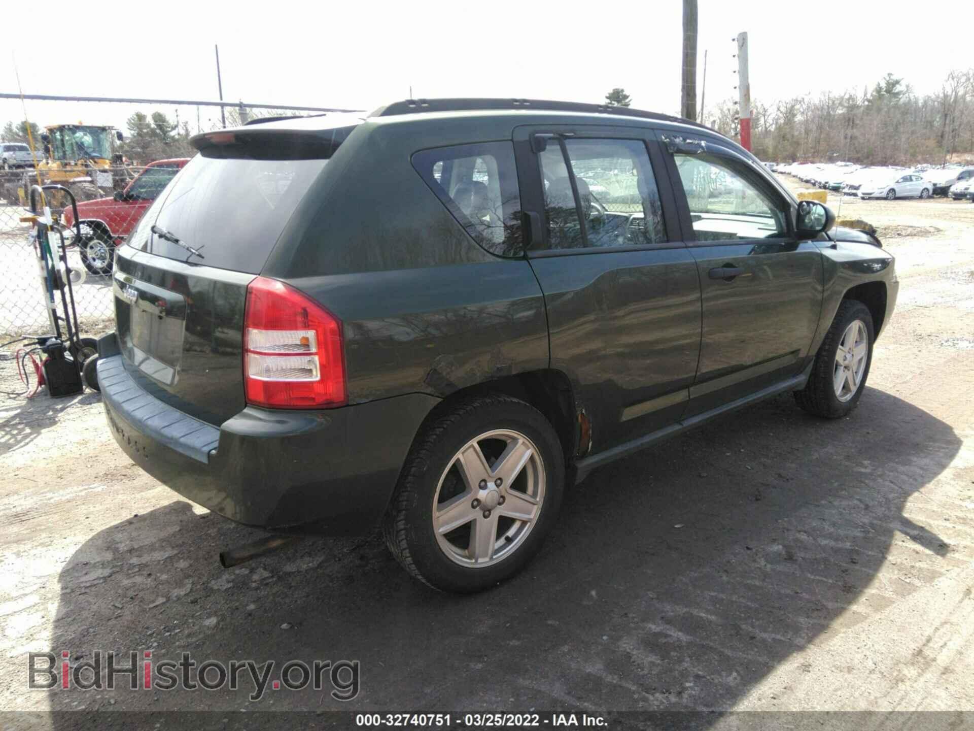 2007 JEEP COMPASS - VIN: 1J8FF47W77D418237 - Фото 4