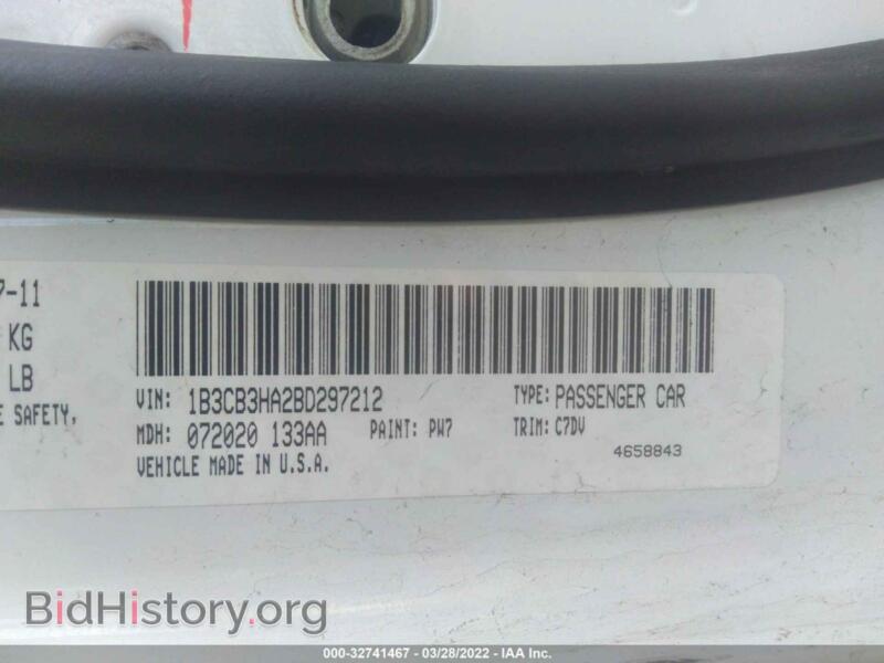 2011 Dodge CALIBER (VIN 1B3CB3HA2BD297212) — photo 9 of 16