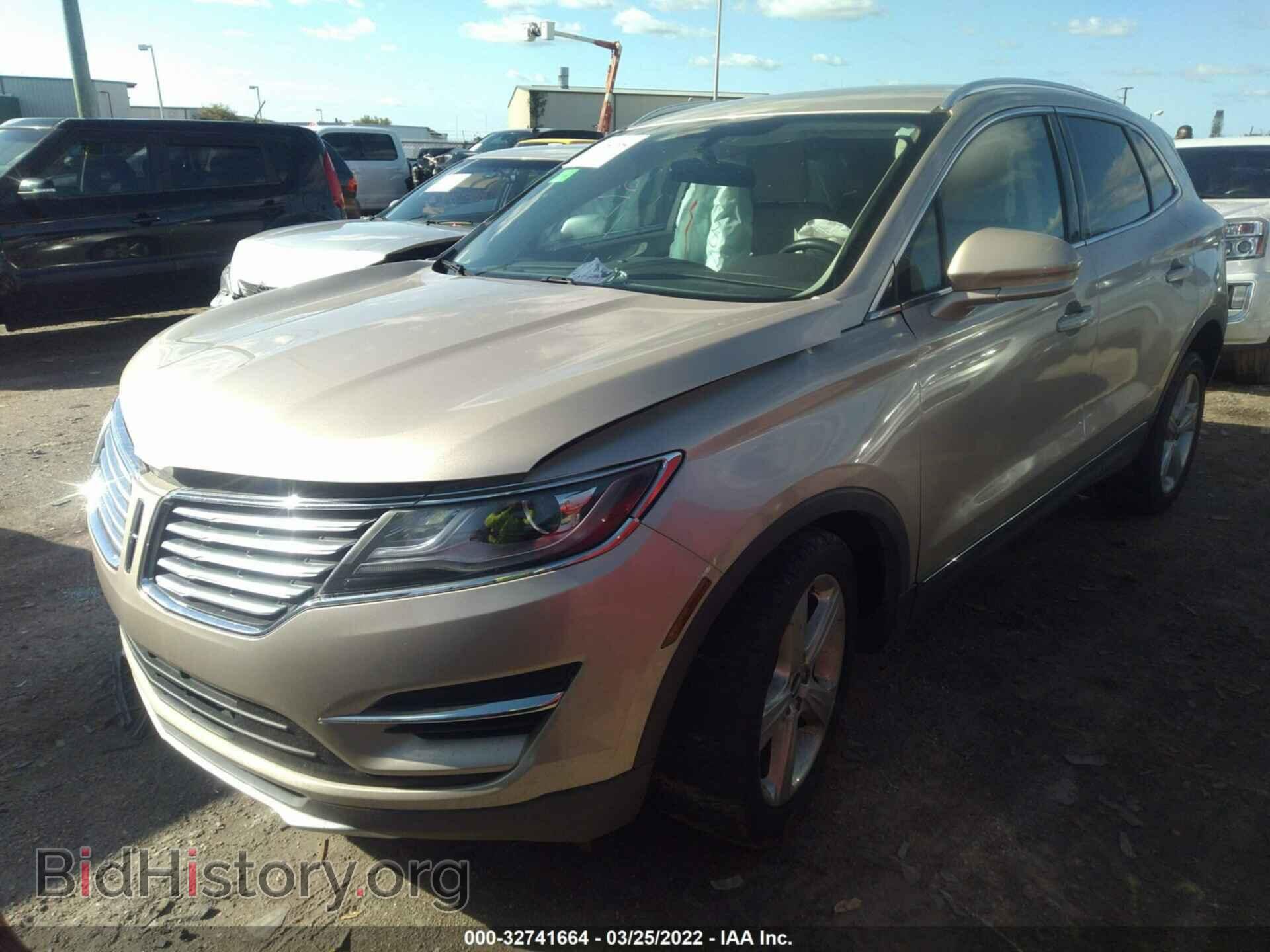 2017 LINCOLN MKC - VIN: 5LMCJ1C99HUL09604 - Photo 2