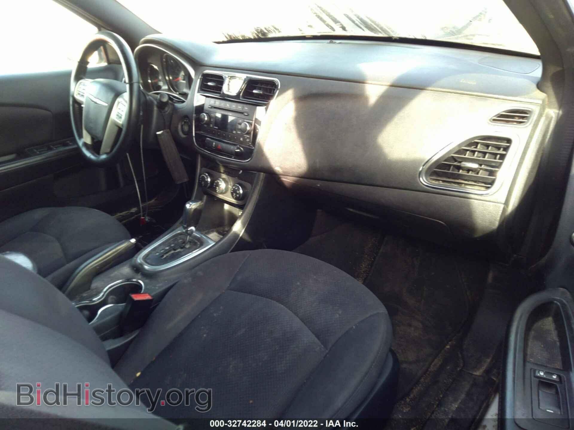 2013 CHRYSLER 200 - VIN: 1C3CCBBB9DN618736 - Фото 5
