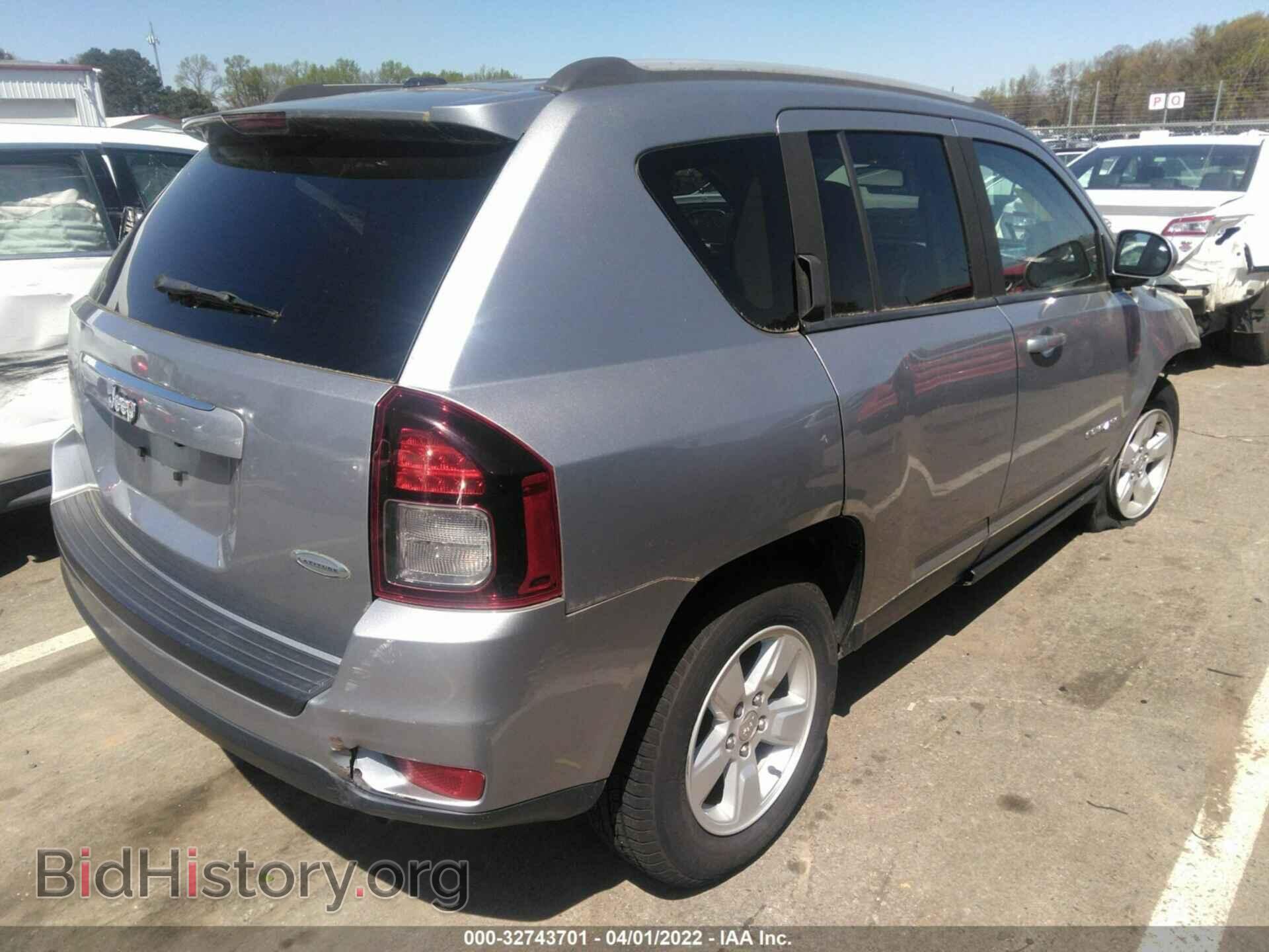 2016 JEEP COMPASS - VIN: 1C4NJCEA4GD769366 - Photo 4