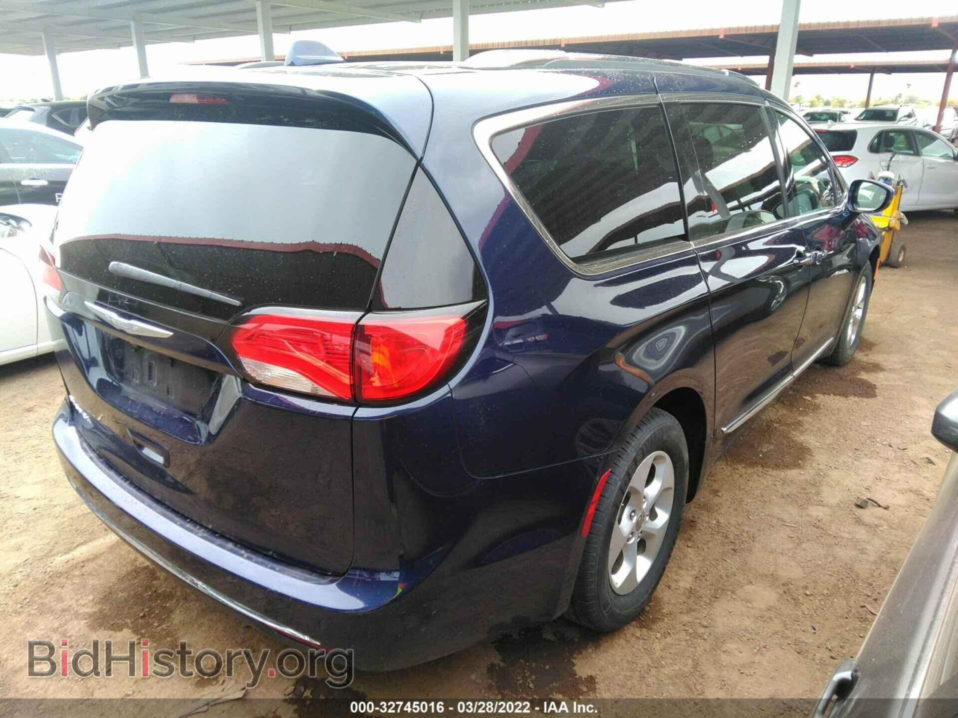 2017 CHRYSLER PACIFICA - VIN: 2C4RC1EG4HR652759 - Фото 4
