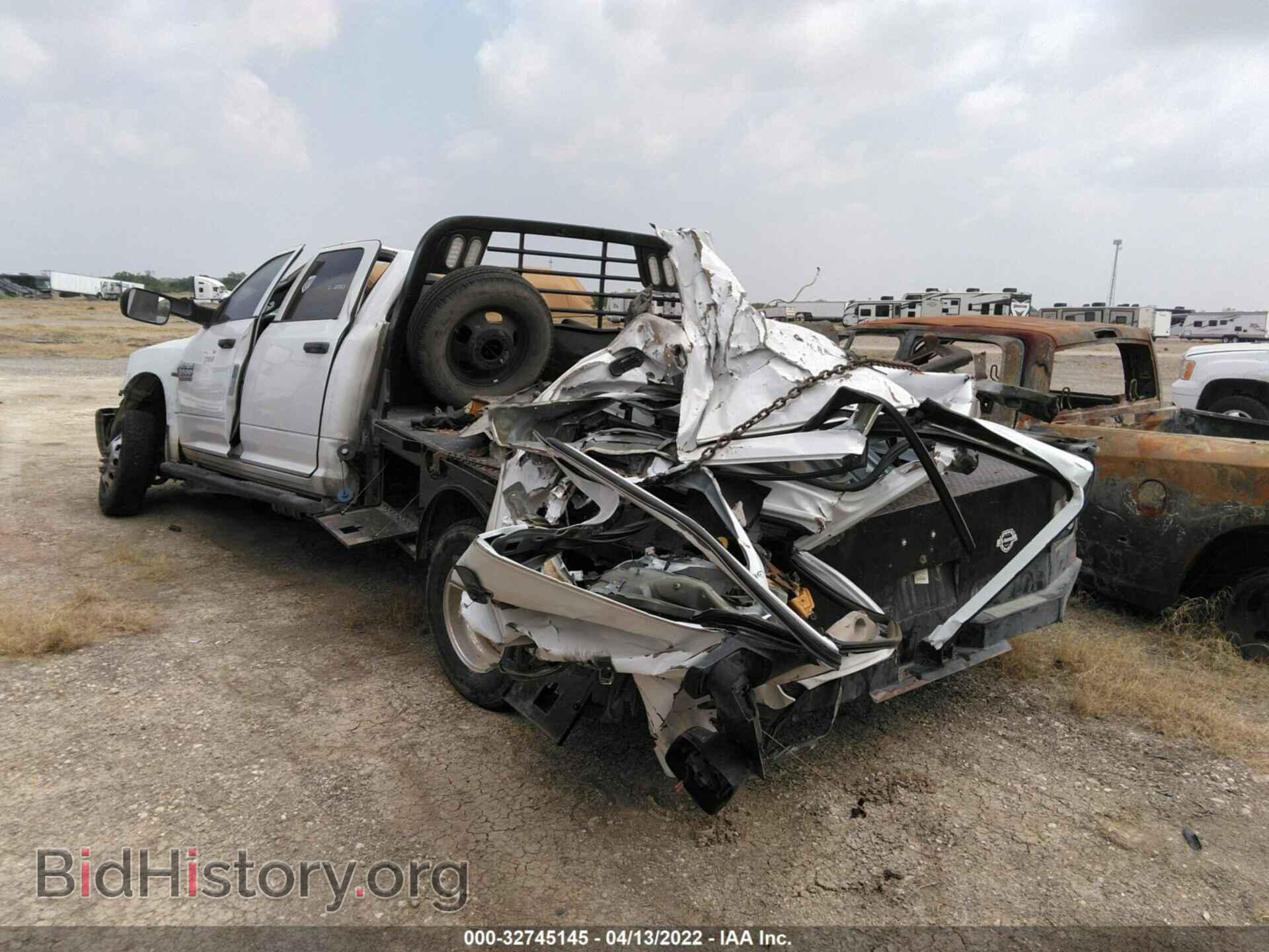 2018 RAM 3500 CHASSIS CAB - VIN: 3C7WRTCL4JG376725 - Photo 3