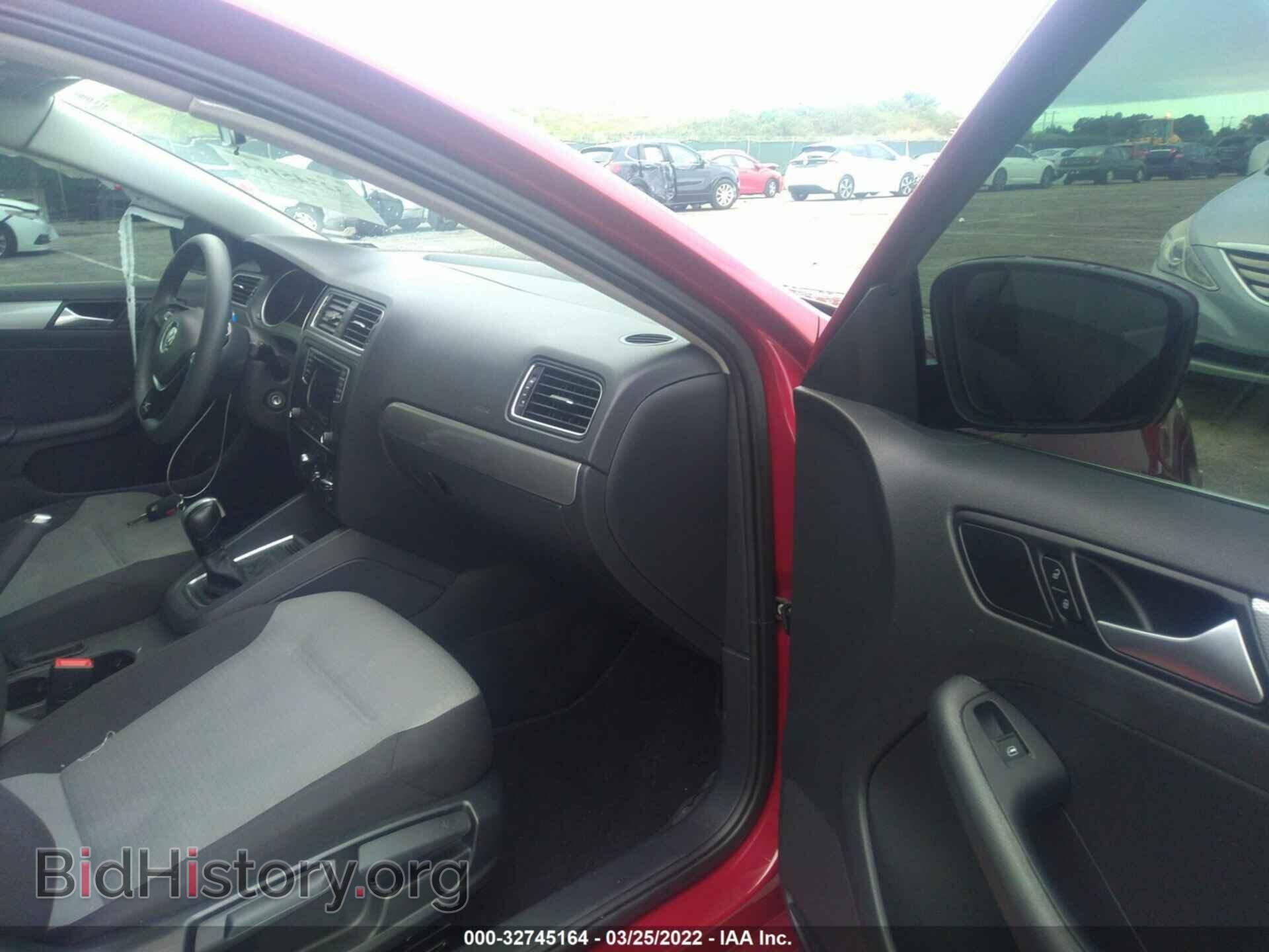 2017 VOLKSWAGEN JETTA - VIN: 3VW2B7AJ8HM336598 - Фото 5