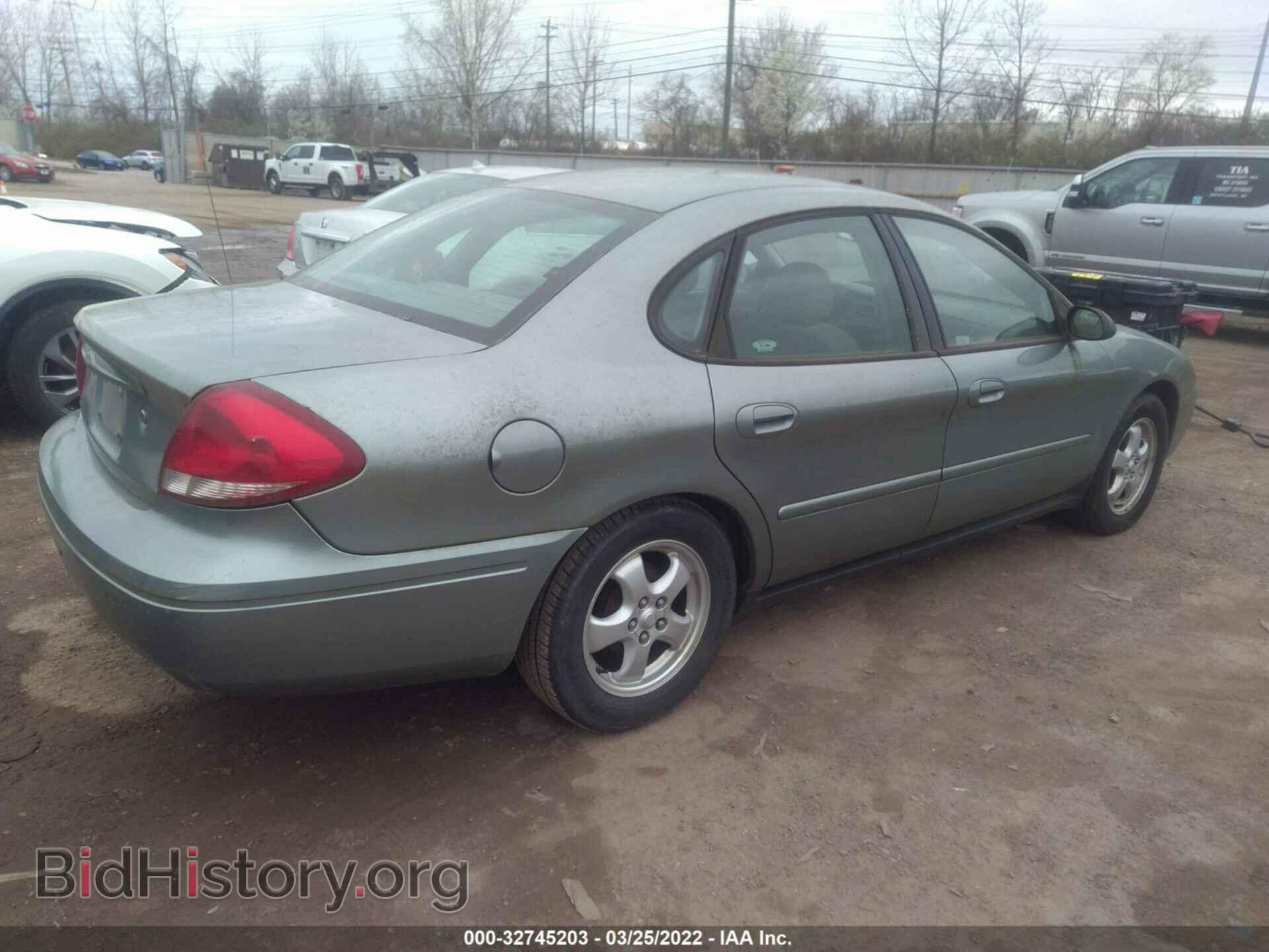2006 FORD TAURUS - VIN: 1FAFP53U76A142744 - Фото 4