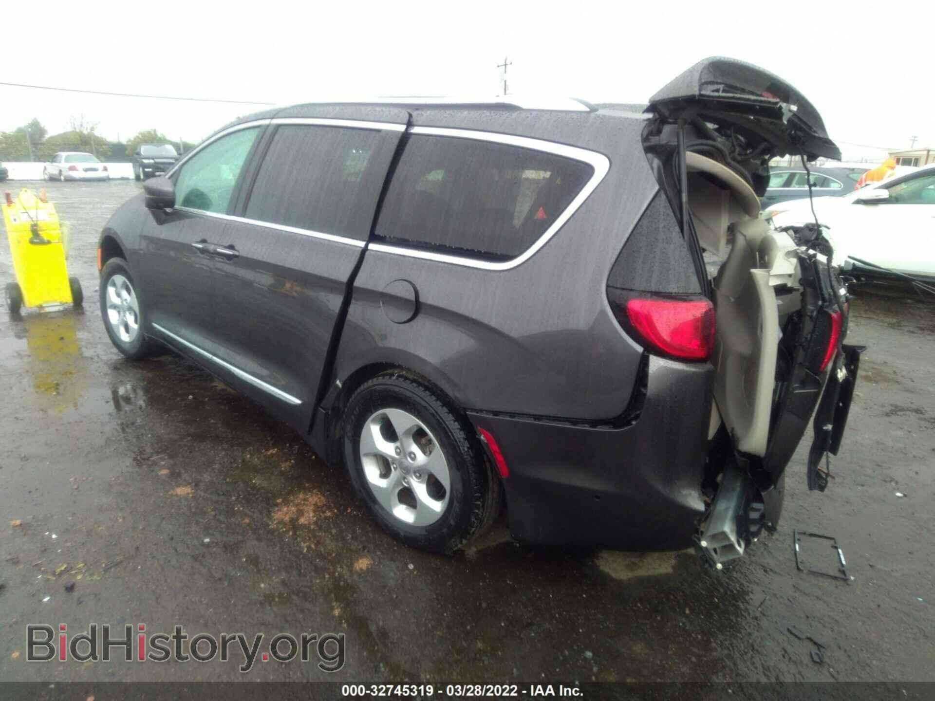 2017 CHRYSLER PACIFICA - VIN: 2C4RC1EG3HR647827 - Photo 3