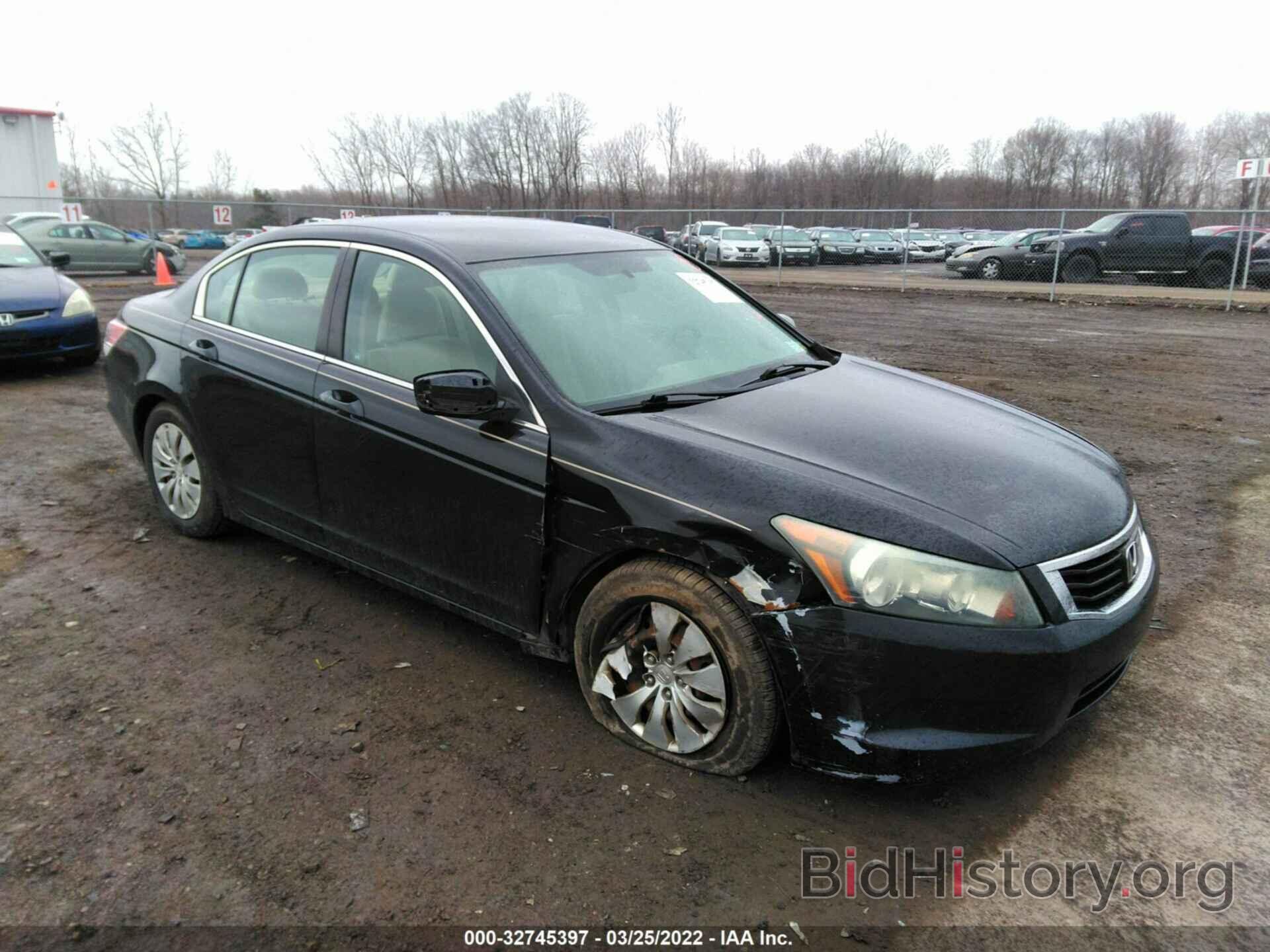 Photo 1HGCP2F37AA025657 - HONDA ACCORD SDN 2010