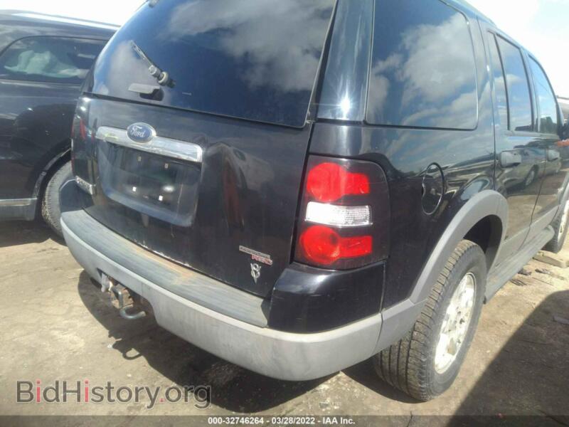 2006 Ford EXPLORER (VIN 1FMEU73816UA10957) — фото 6 из 11