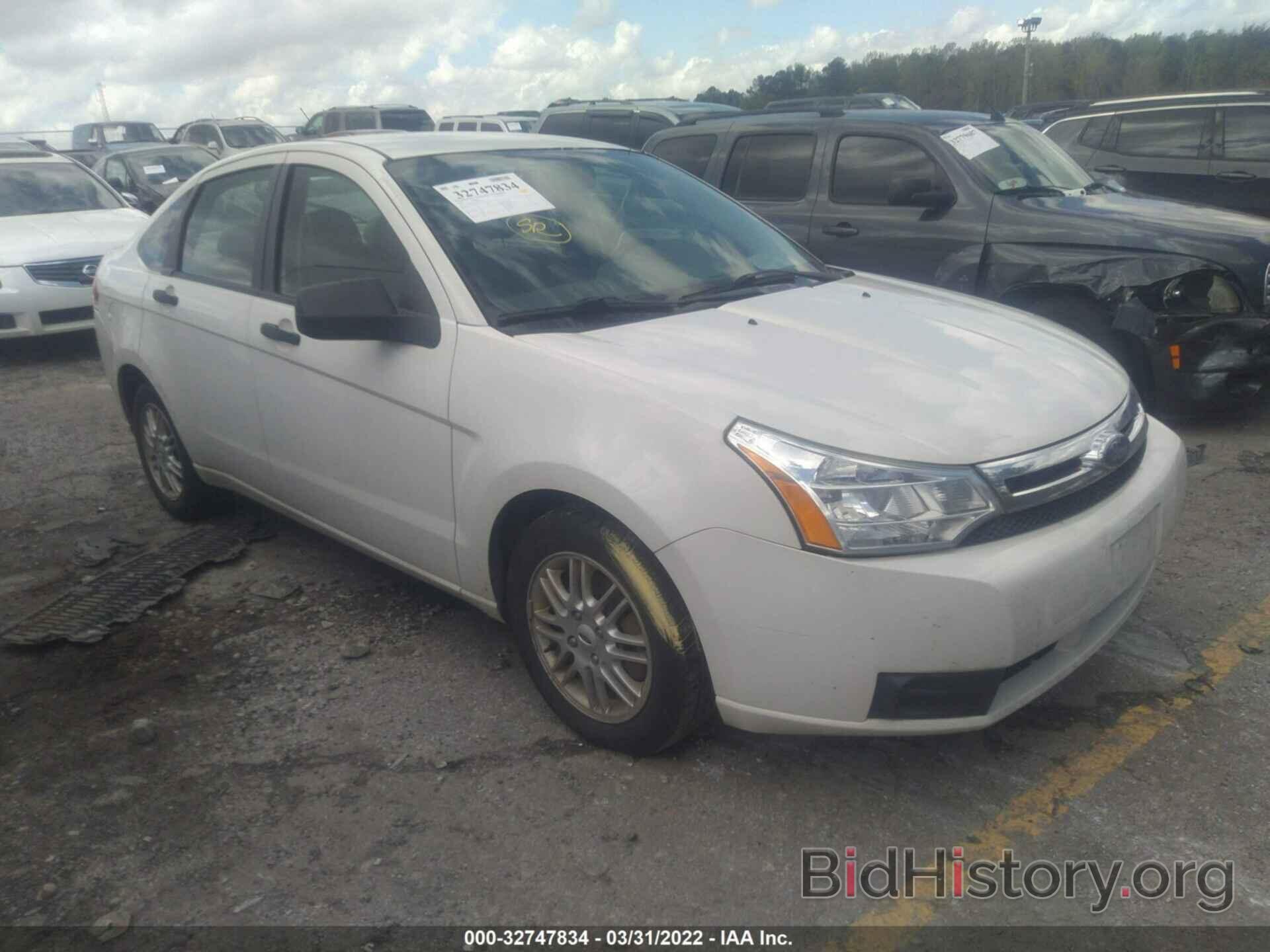 Photo 1FAHP35N39W224433 - FORD FOCUS 2009