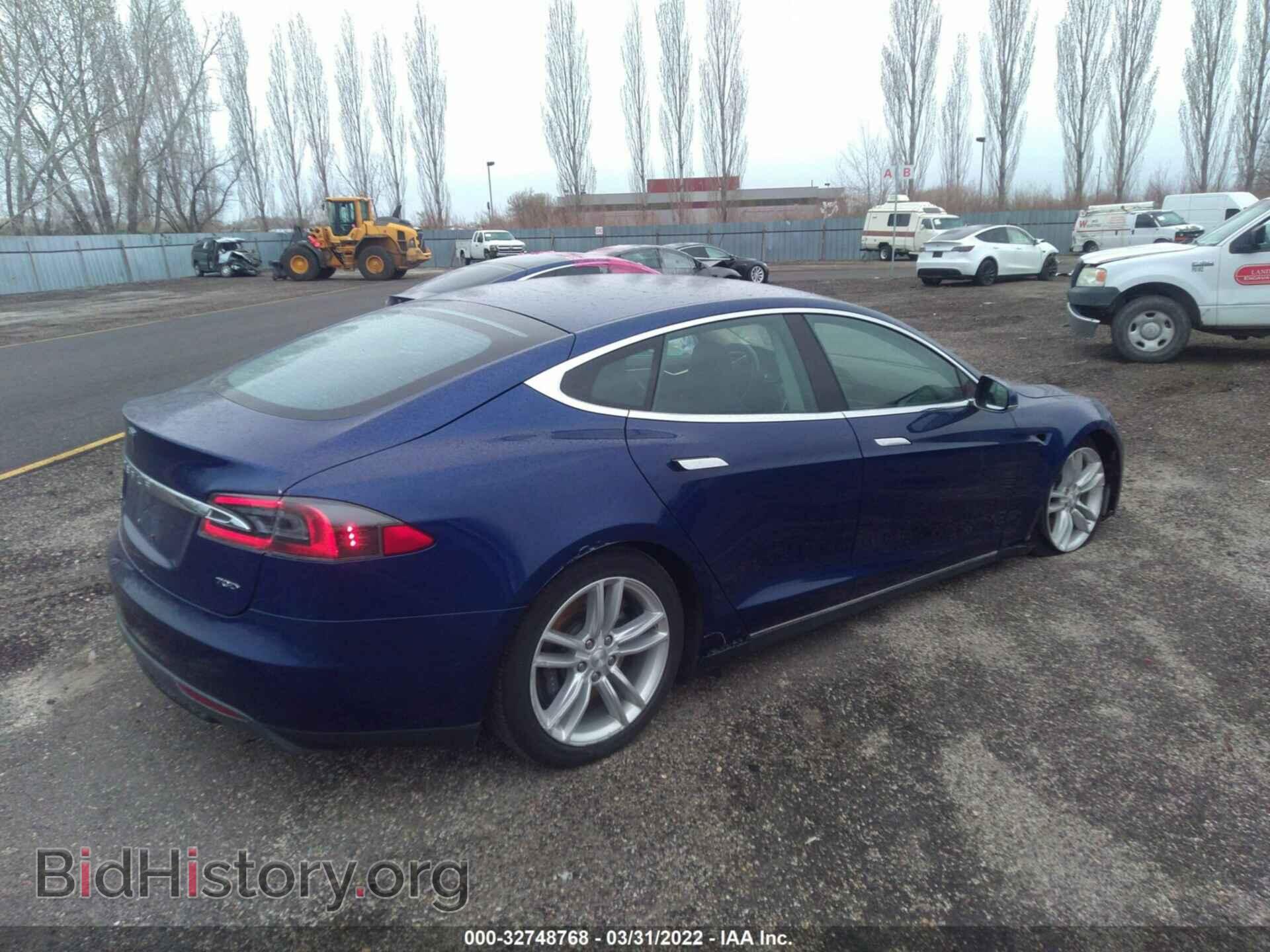 2015 TESLA MODEL S - VIN: 5YJSA1E25FF112518 - Фото 4