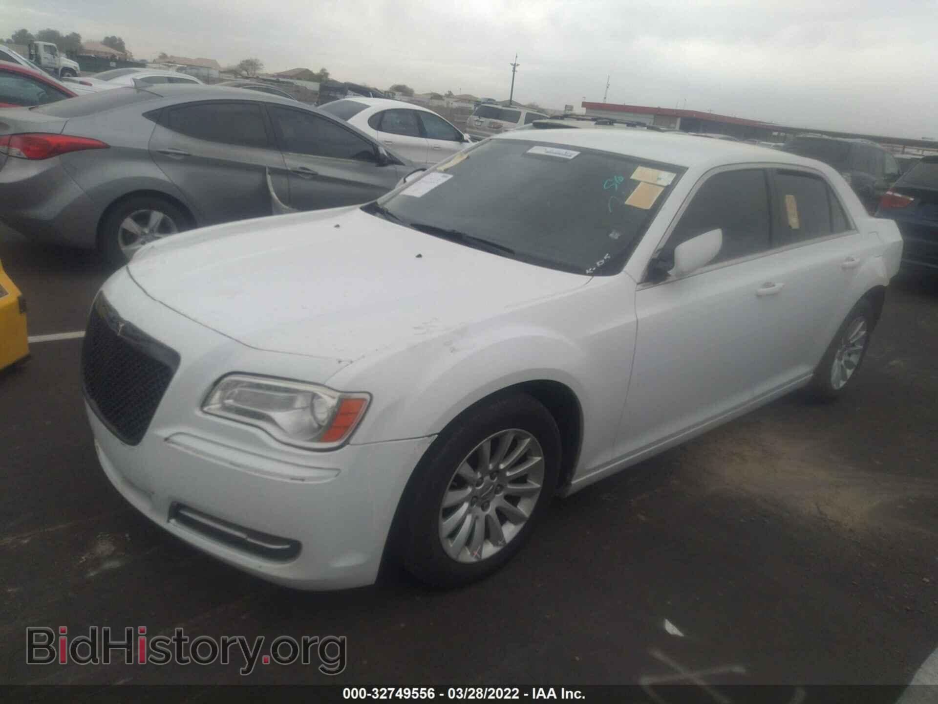 2012 CHRYSLER 300 - VIN: 2C3CCAAG7CH256162 - Photo 2