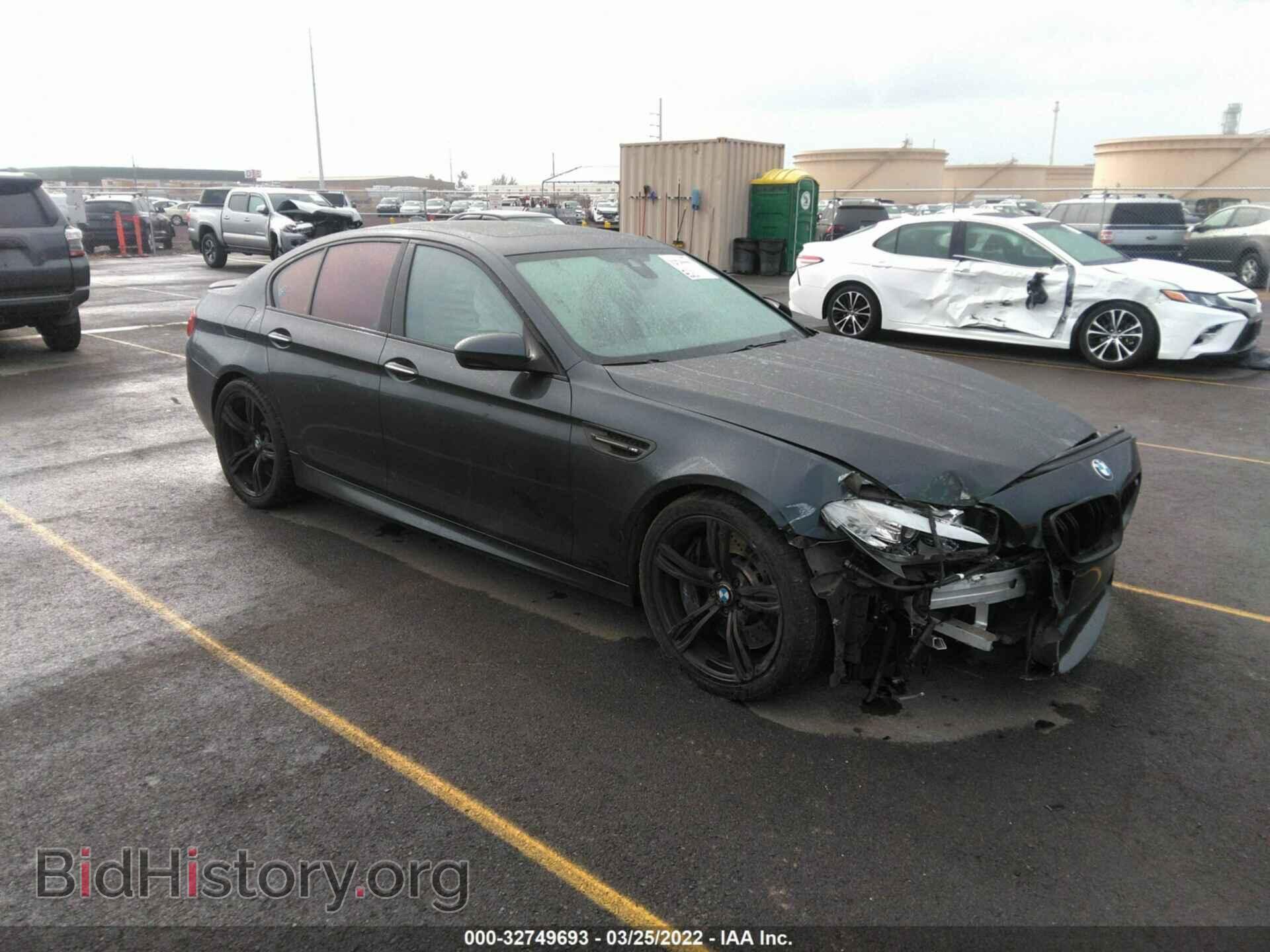 Photo WBSFV9C56DC774063 - BMW M5 2013
