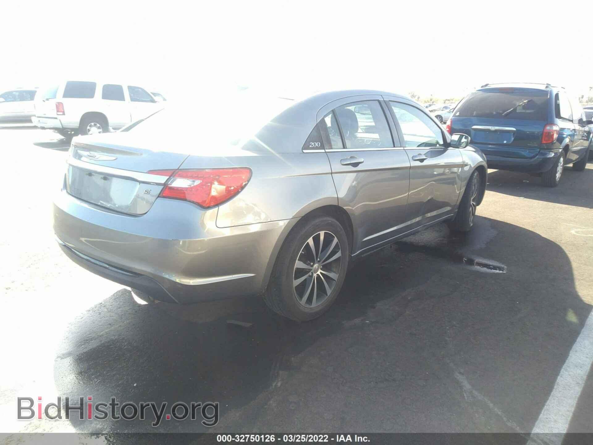 2013 CHRYSLER 200 - VIN: 1C3CCBBB3DN634754 - Фото 4