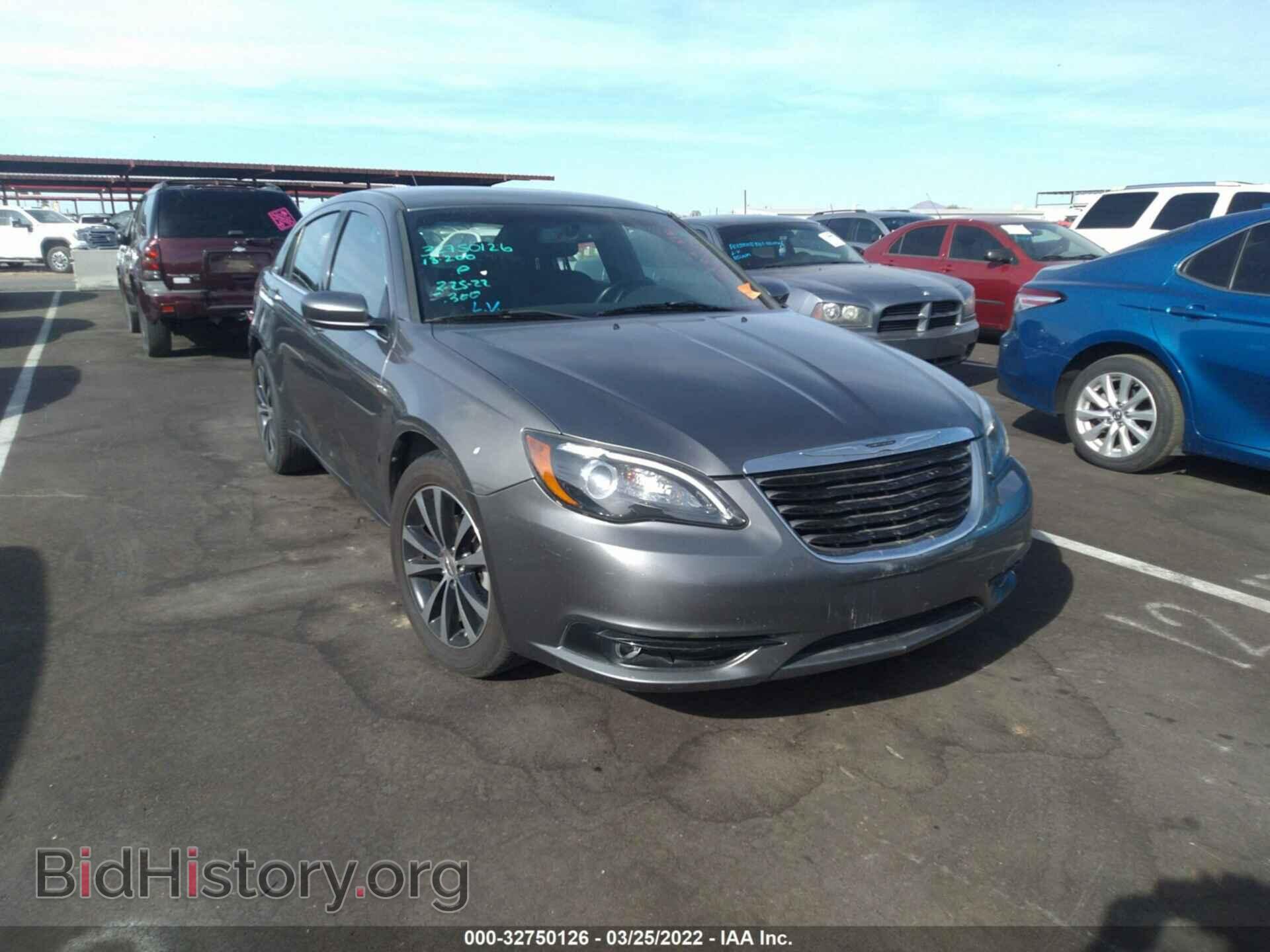2013 CHRYSLER 200 - VIN: 1C3CCBBB3DN634754 - Фото 6