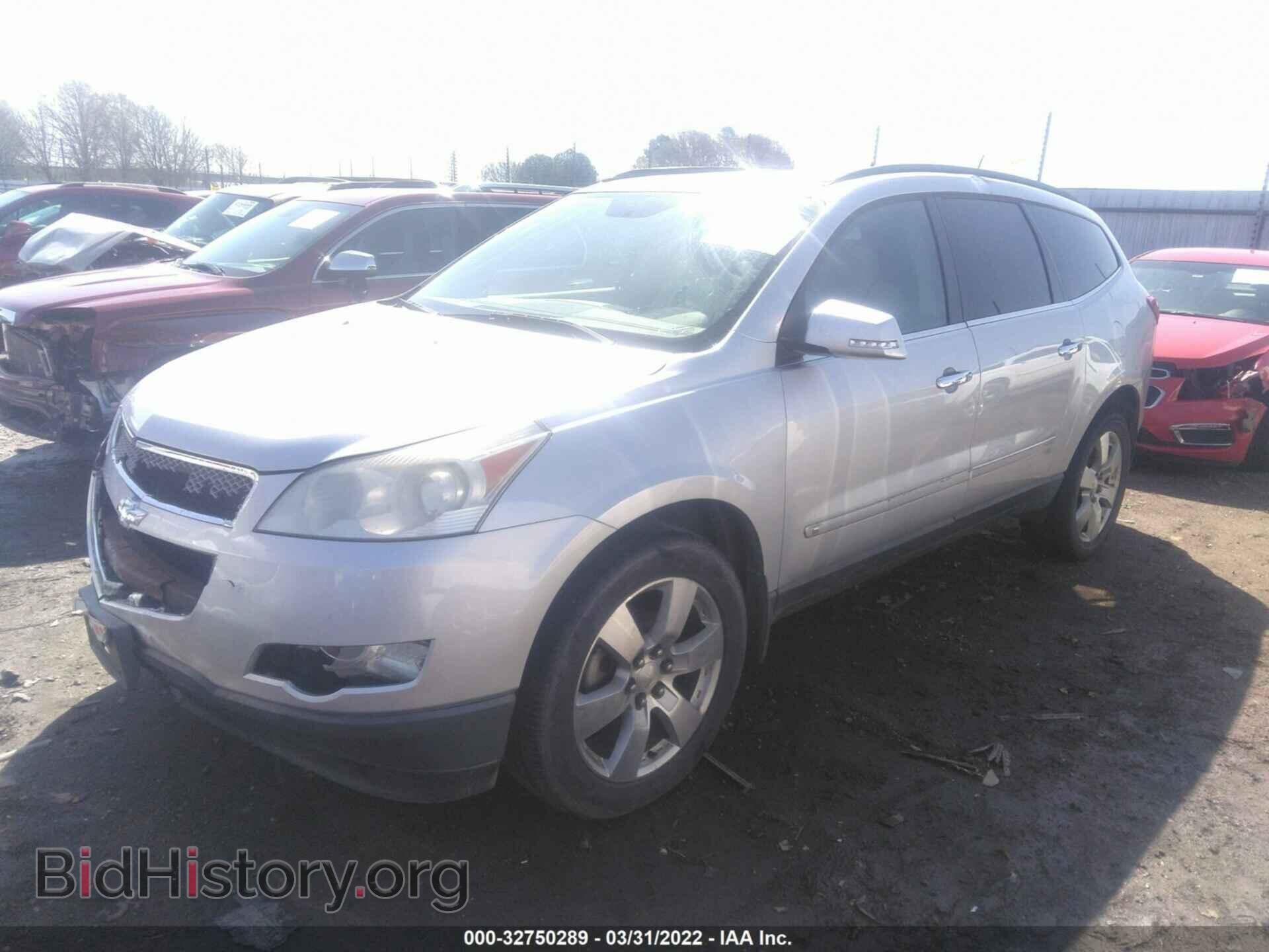 2009 CHEVROLET TRAVERSE - VIN: 1GNER33D59S101023 - Фото 2