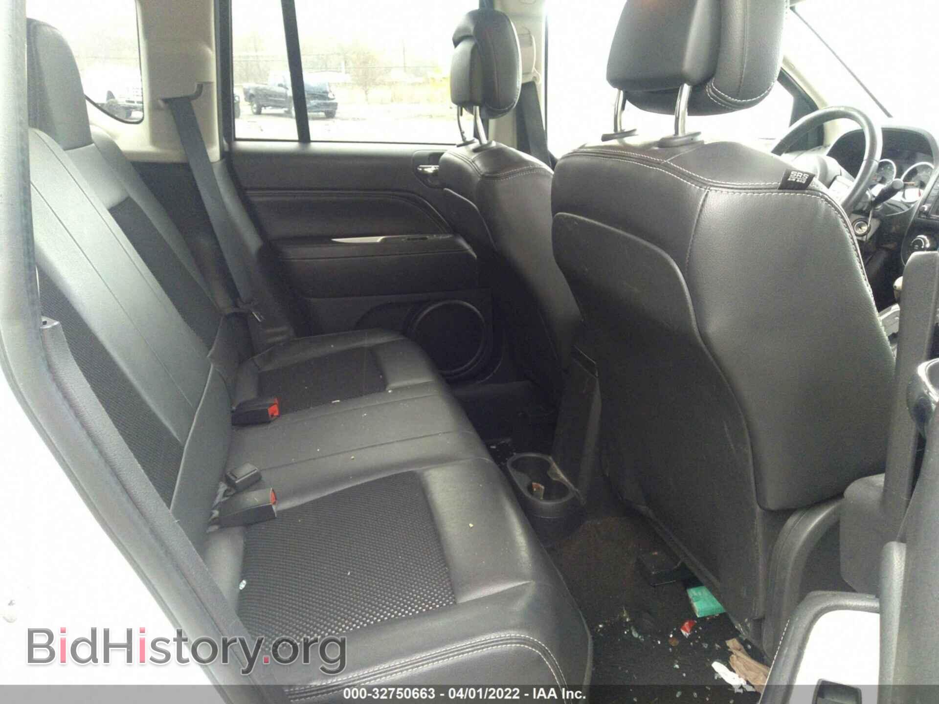 2014 JEEP COMPASS - VIN: 1C4NJDEB8ED575628 - Фото 8
