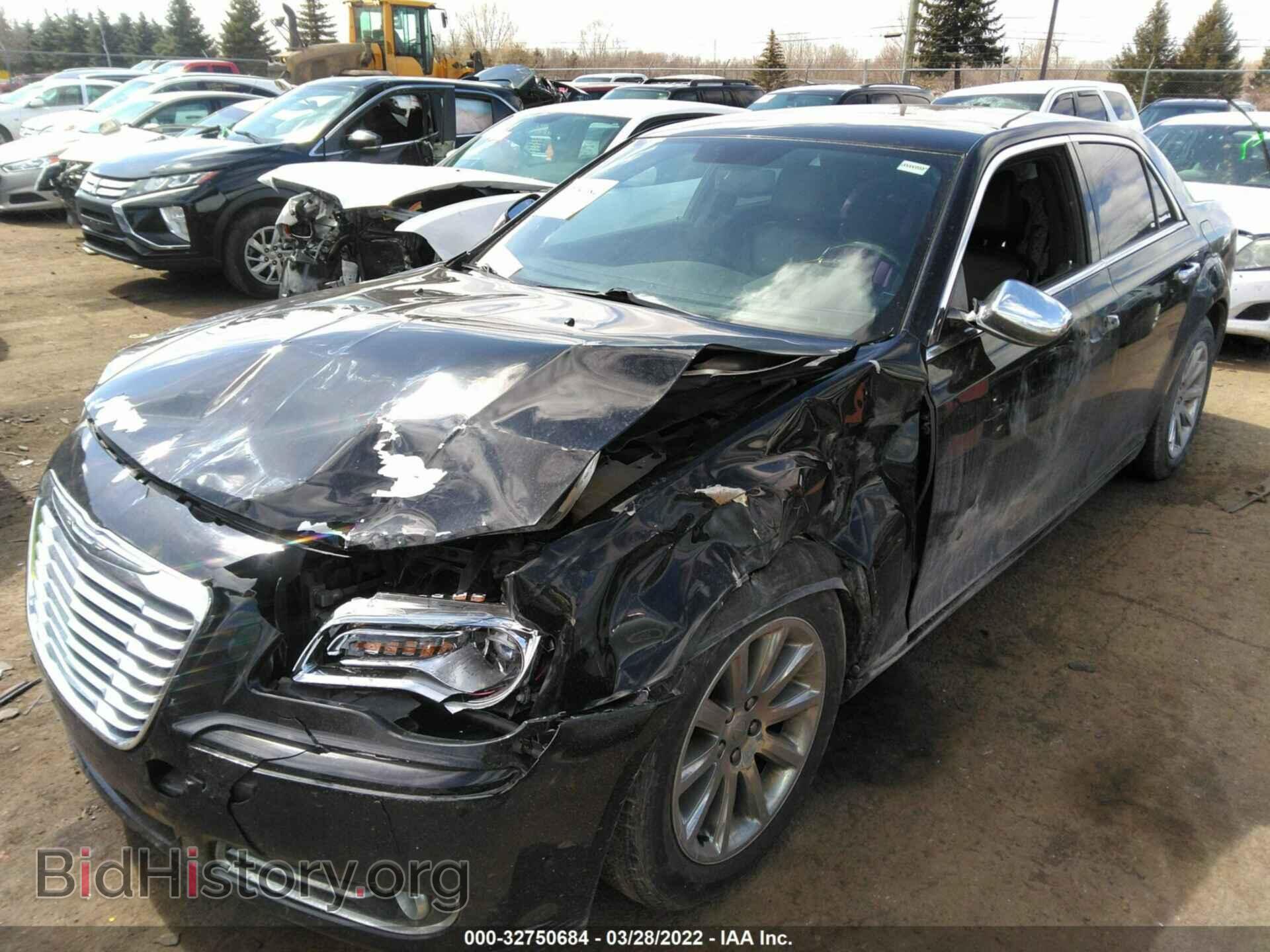 2013 CHRYSLER 300 - VIN: 2C3CCAEG8DH620228 - Фото 2