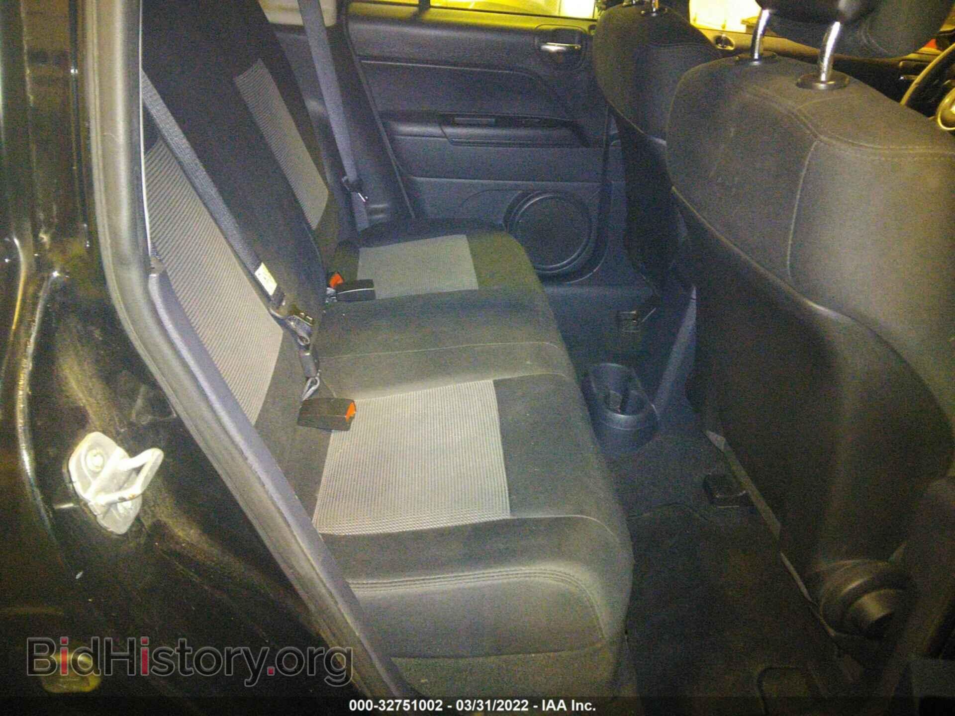 2012 JEEP COMPASS - VIN: 1C4NJDBB7CD616137 - Photo 8