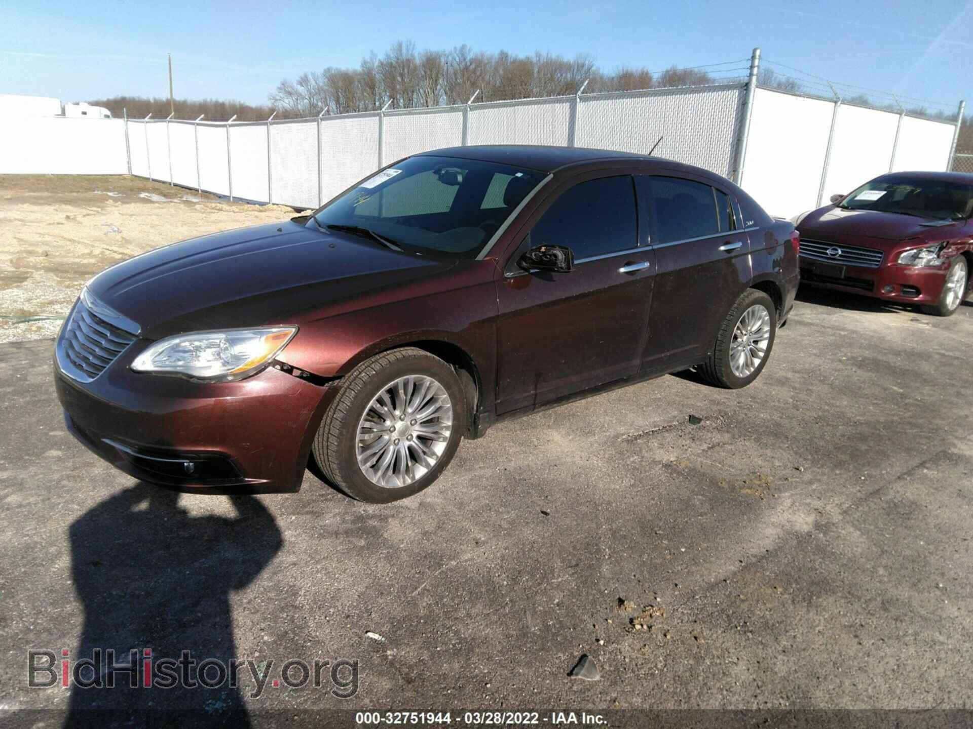 2012 CHRYSLER 200 - VIN: 1C3CCBCB9CN301925 - Фото 2