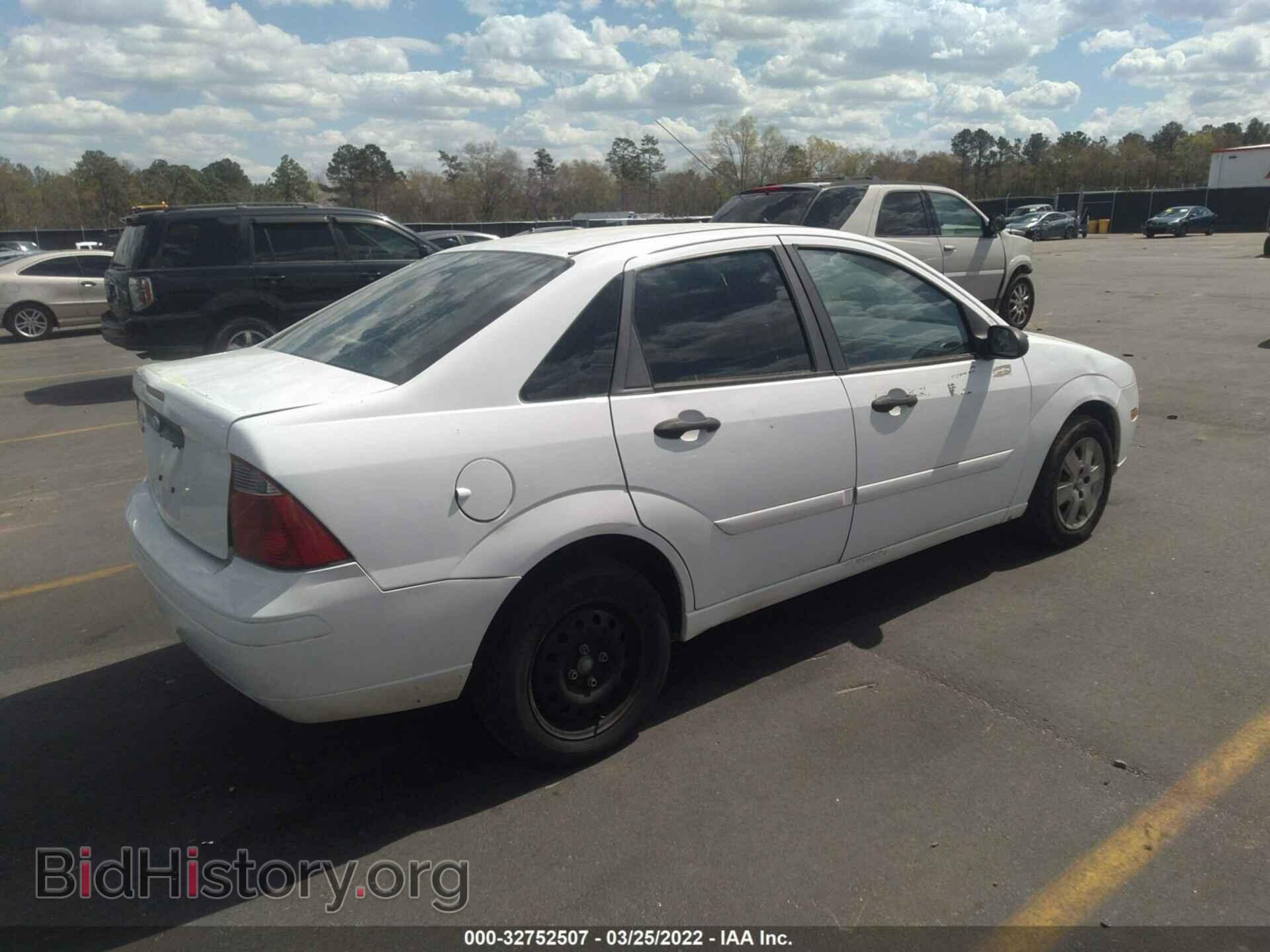 2007 FORD FOCUS - VIN: 1FAFP34N77W320037 - Фото 4