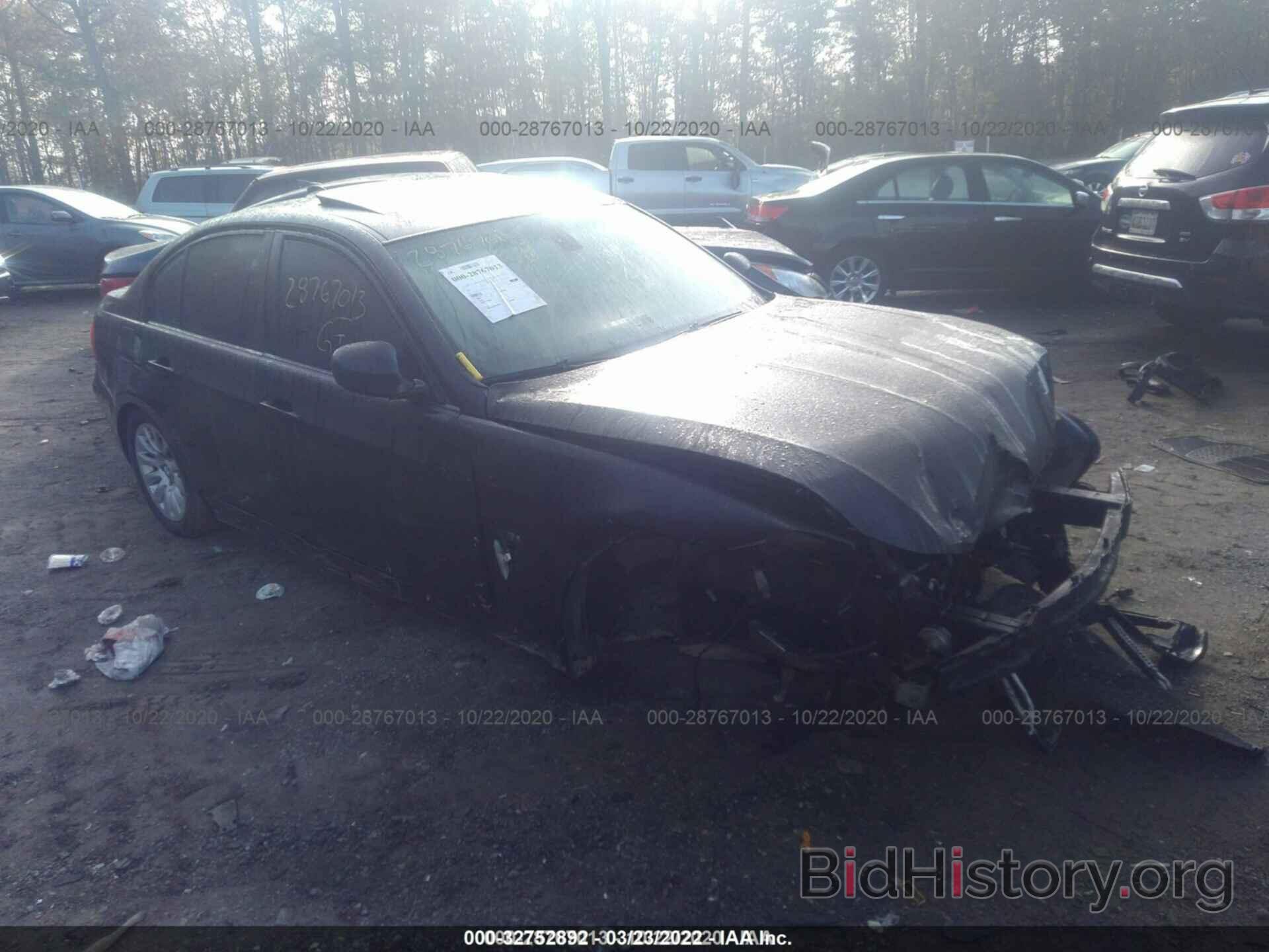 Photo WBAPH53549A437001 - BMW 3 SERIES 2009