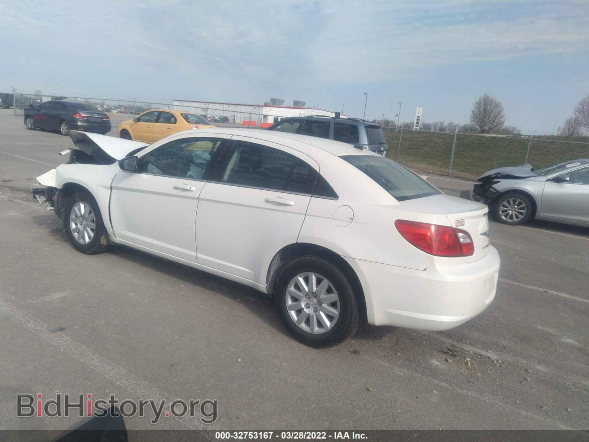 2010 CHRYSLER SEBRING - VIN: 1C3CC4FBXAN211459 - Фото 3