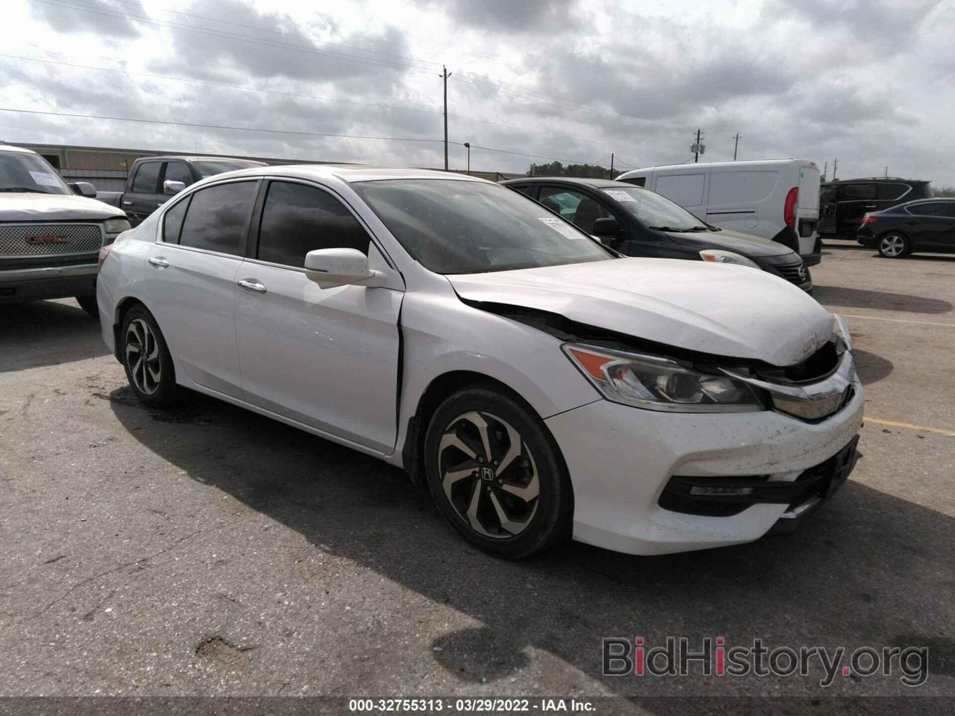 Photo 1HGCR2F72HA064678 - HONDA ACCORD SEDAN 2017