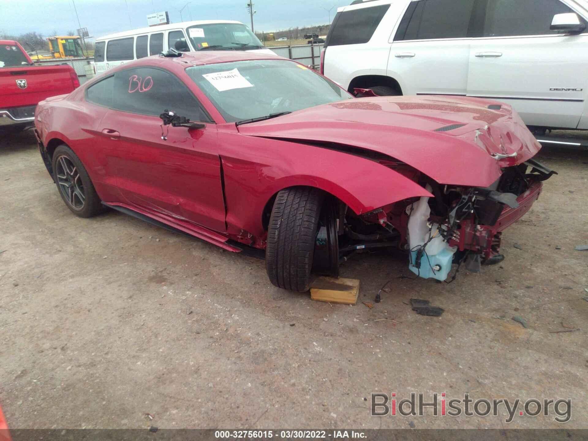 Photo 1FA6P8TH8L5186910 - FORD MUSTANG 2020