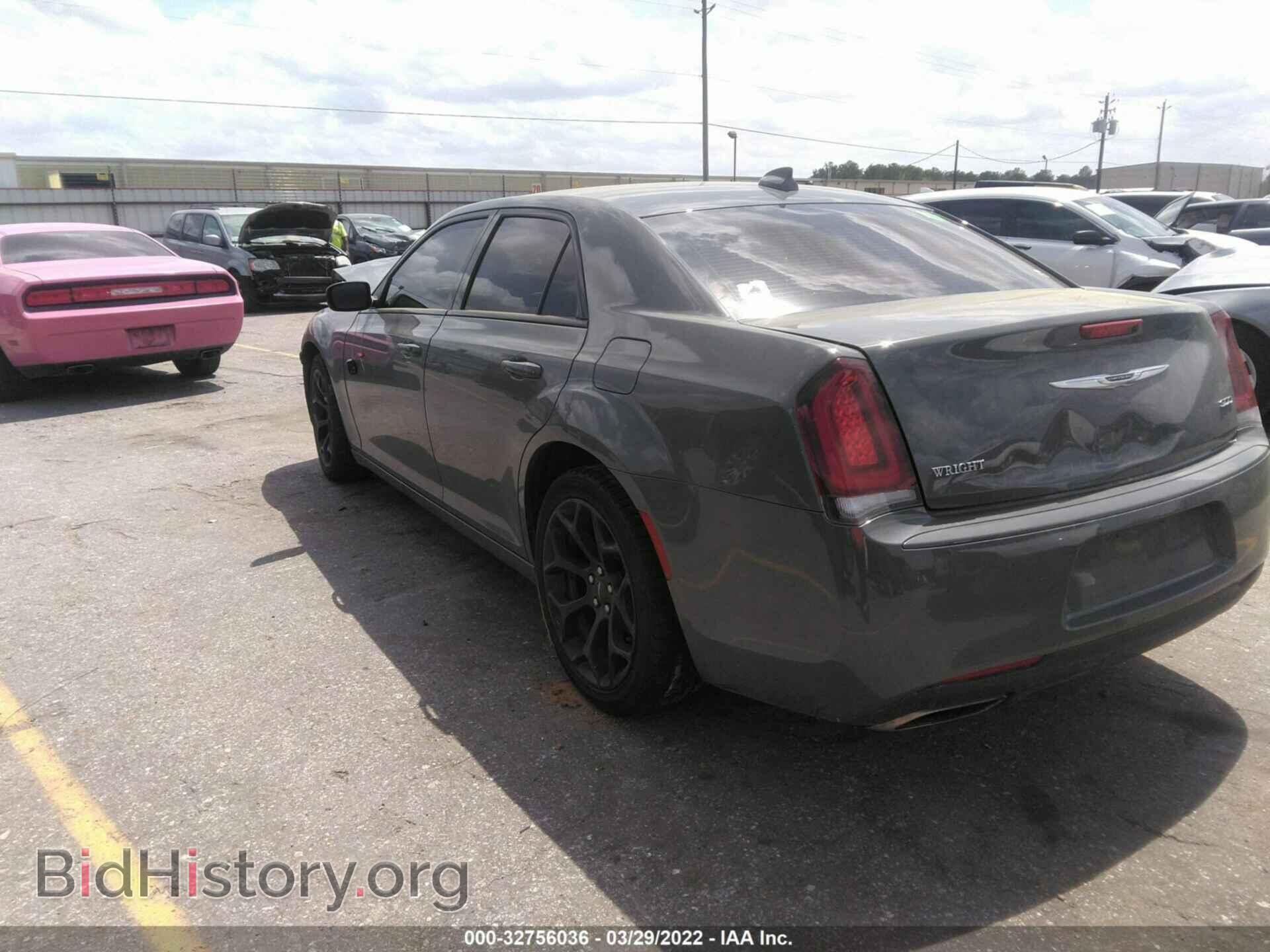 2019 CHRYSLER 300 - VIN: 2C3CCAAG2KH602326 - Фото 3