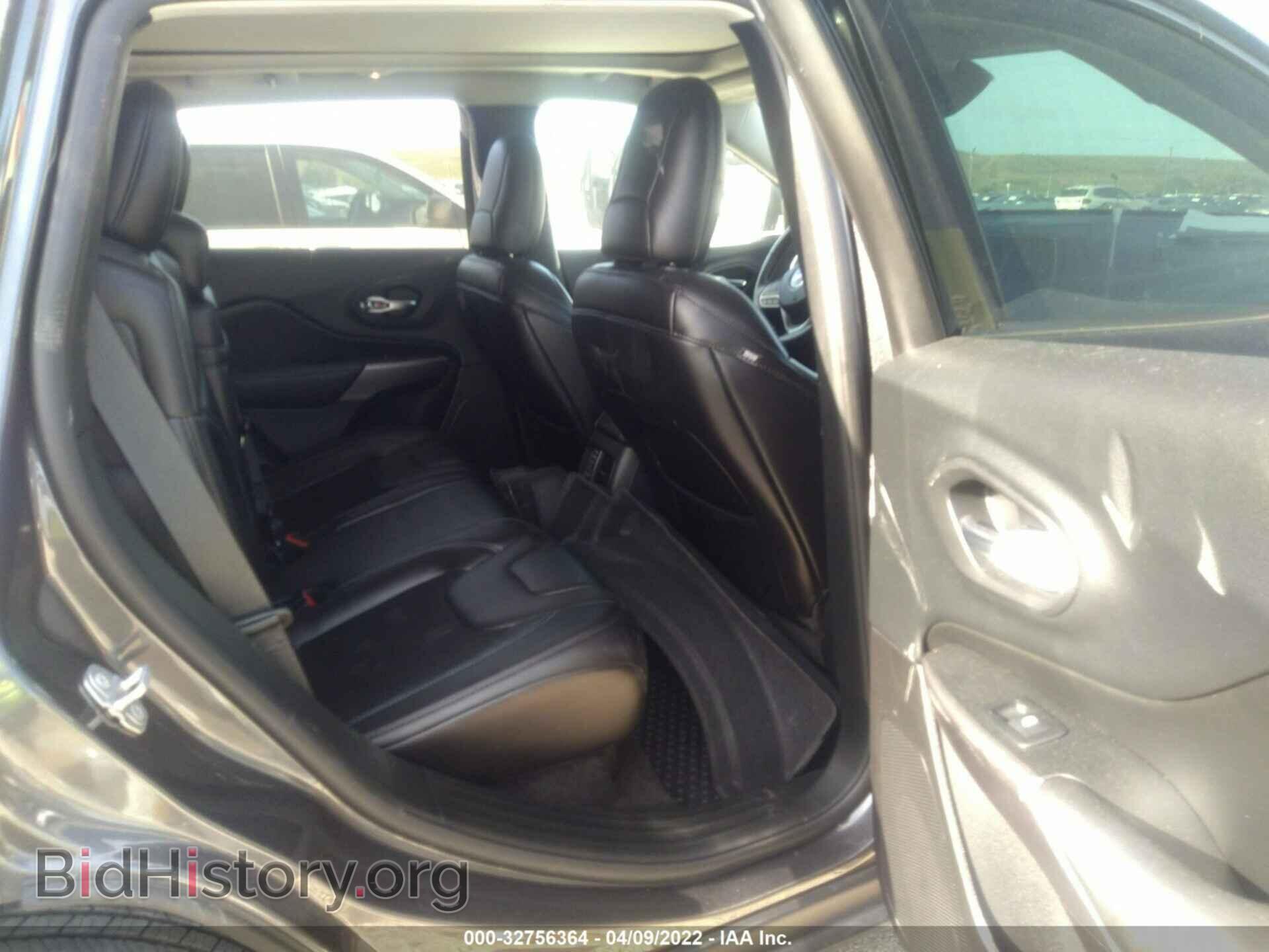 2019 JEEP CHEROKEE - VIN: 1C4PJMLX4KD252079 - Фото 8