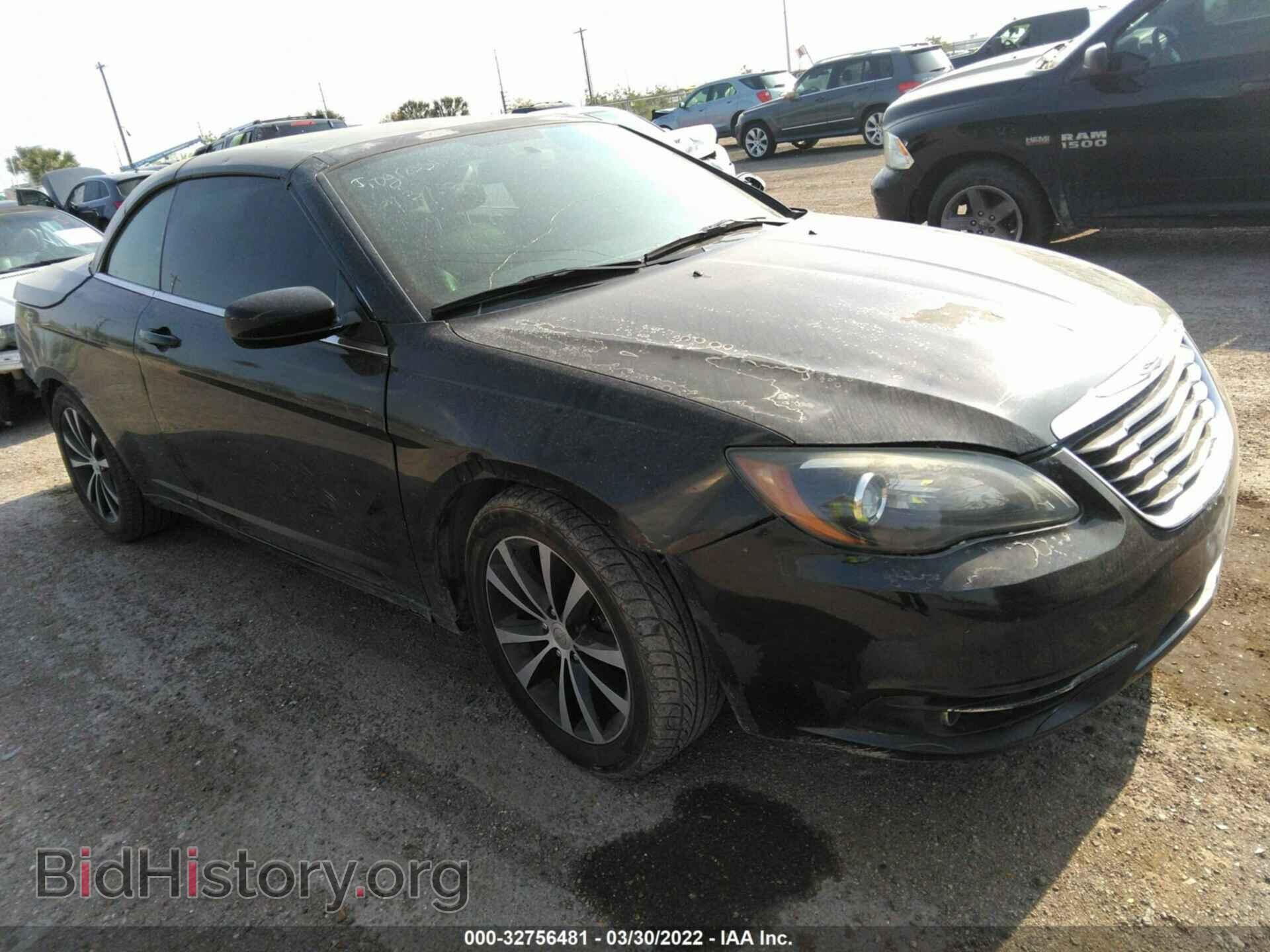 Photo 1C3BC8EG7BN600092 - CHRYSLER 200 2011