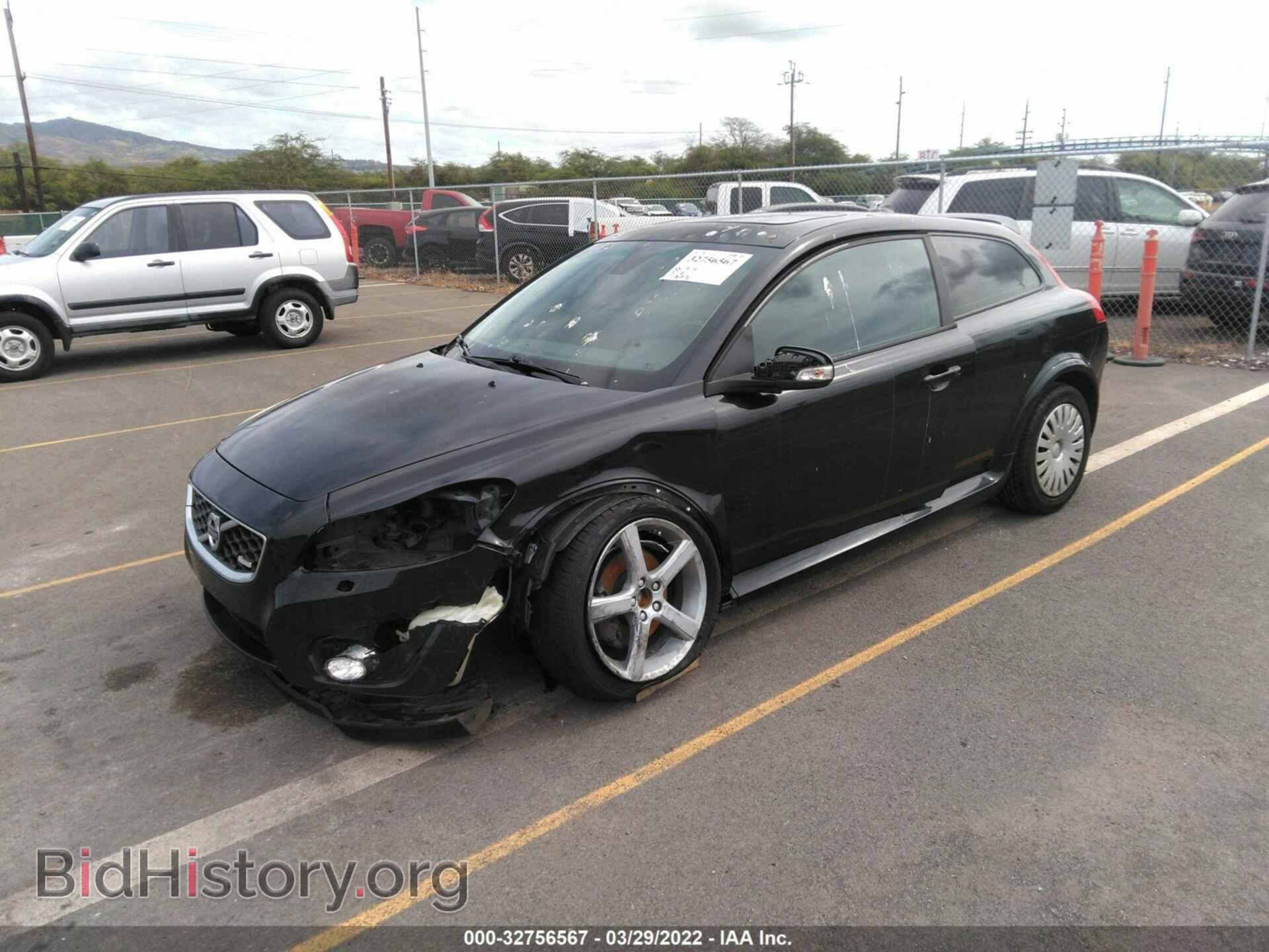 2012 VOLVO C30 - VIN: YV1672MK2C2272680 - Фото 2