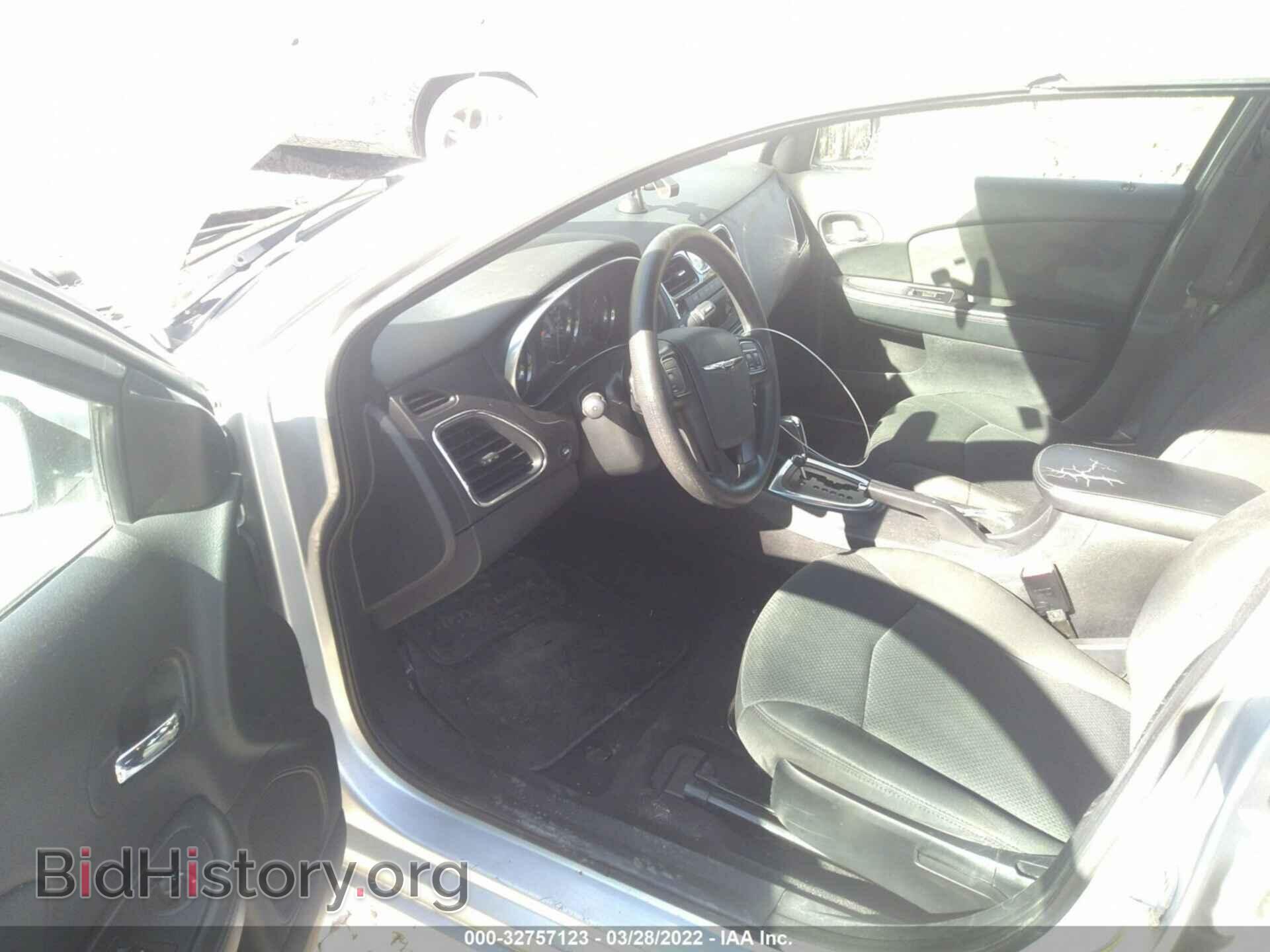 2012 CHRYSLER 200 - VIN: 1C3CCBAB5CN149676 - Фото 5