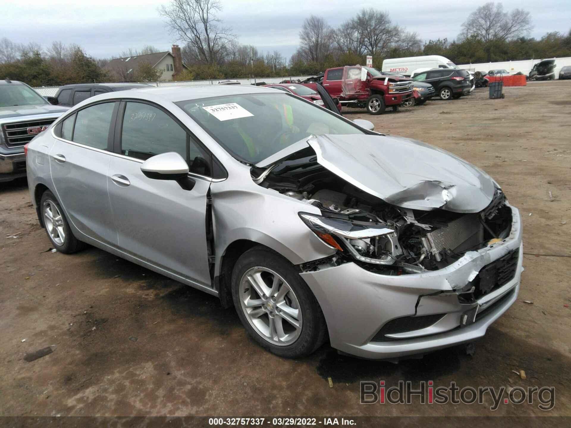 Photo 1G1BE5SM8H7242067 - CHEVROLET CRUZE 2017