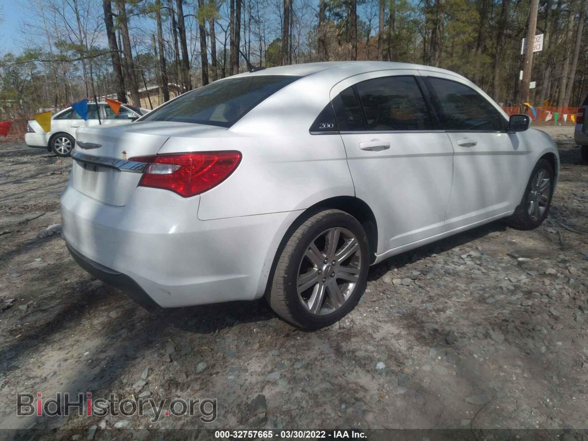 2011 CHRYSLER 200 - VIN: 1C3BC1FG6BN606732 - Photo 4
