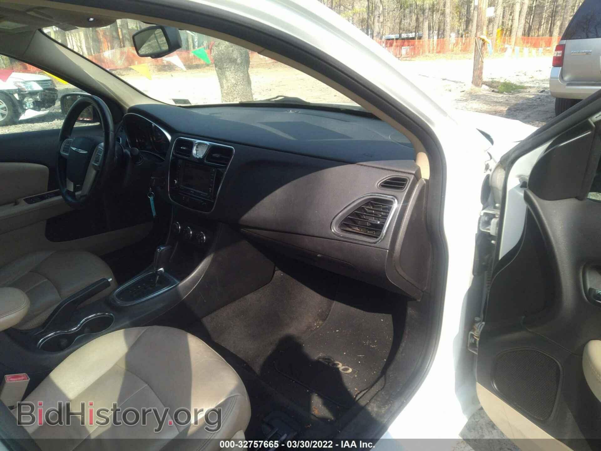 2011 CHRYSLER 200 - VIN: 1C3BC1FG6BN606732 - Photo 5